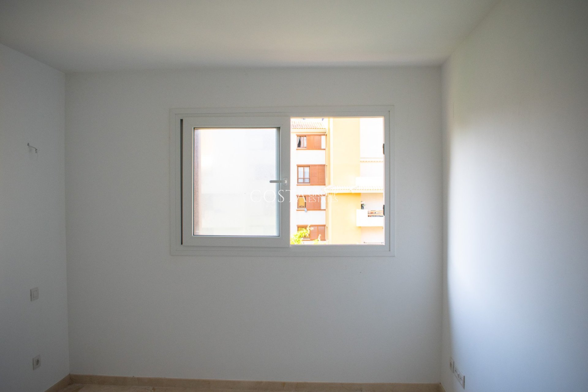 Odsprzedaż - Apartments -
Orihuela Costa - Punta Prima