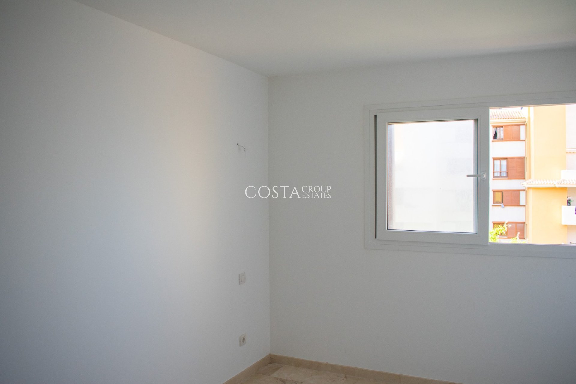 Odsprzedaż - Apartments -
Orihuela Costa - Punta Prima
