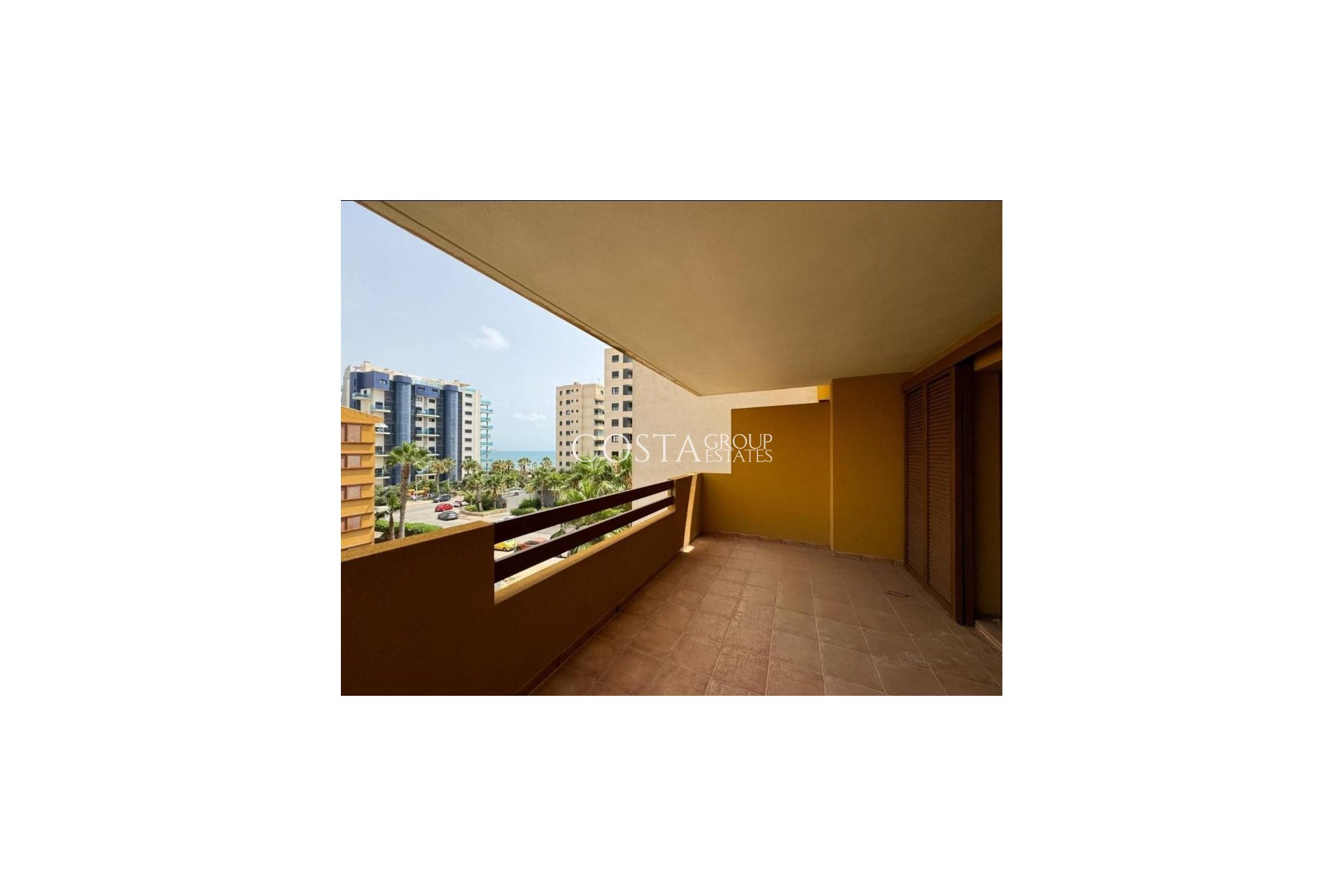 Odsprzedaż - Apartments -
Orihuela Costa - Punta Prima