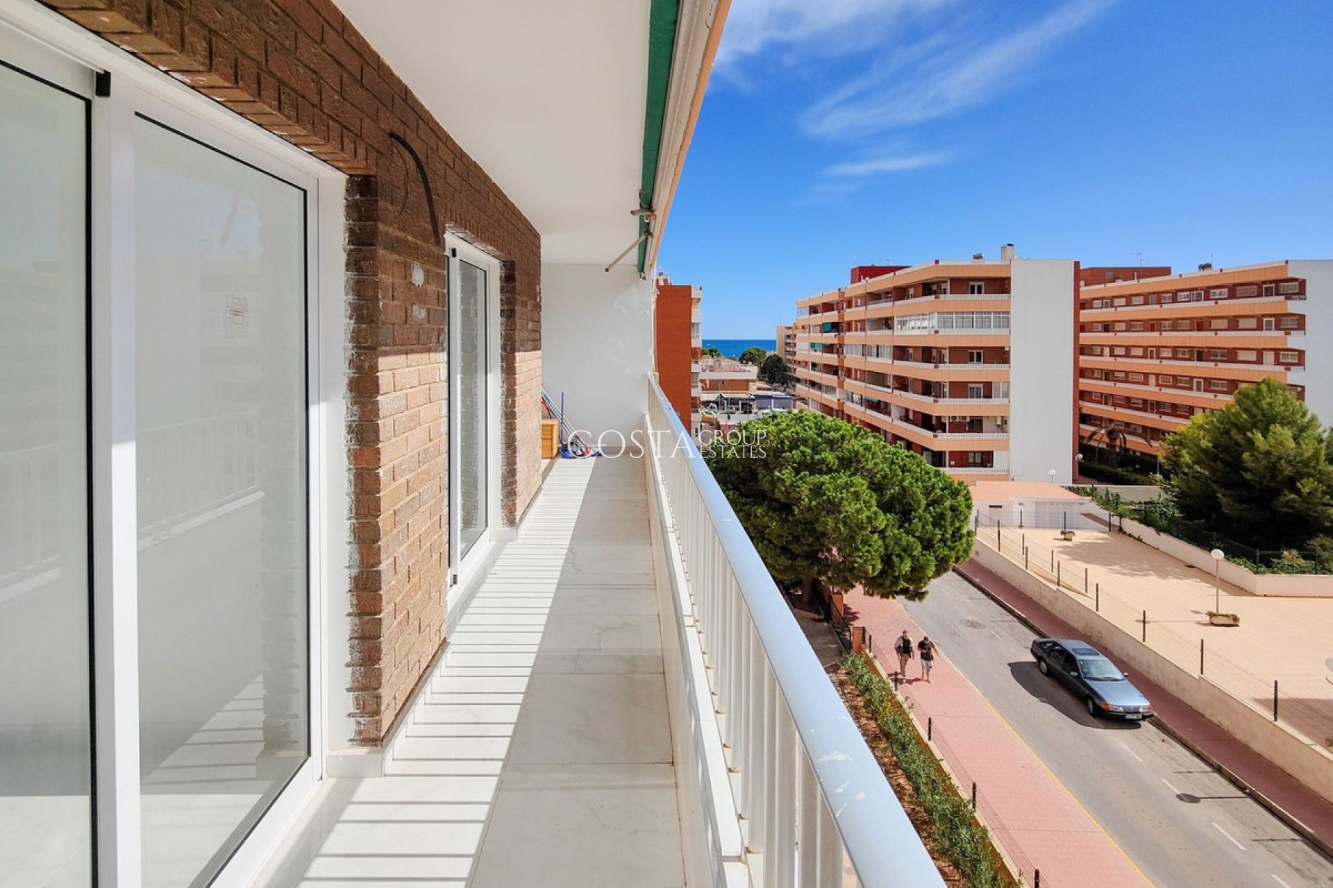 Odsprzedaż - Apartments -
Orihuela Costa - Punta Prima