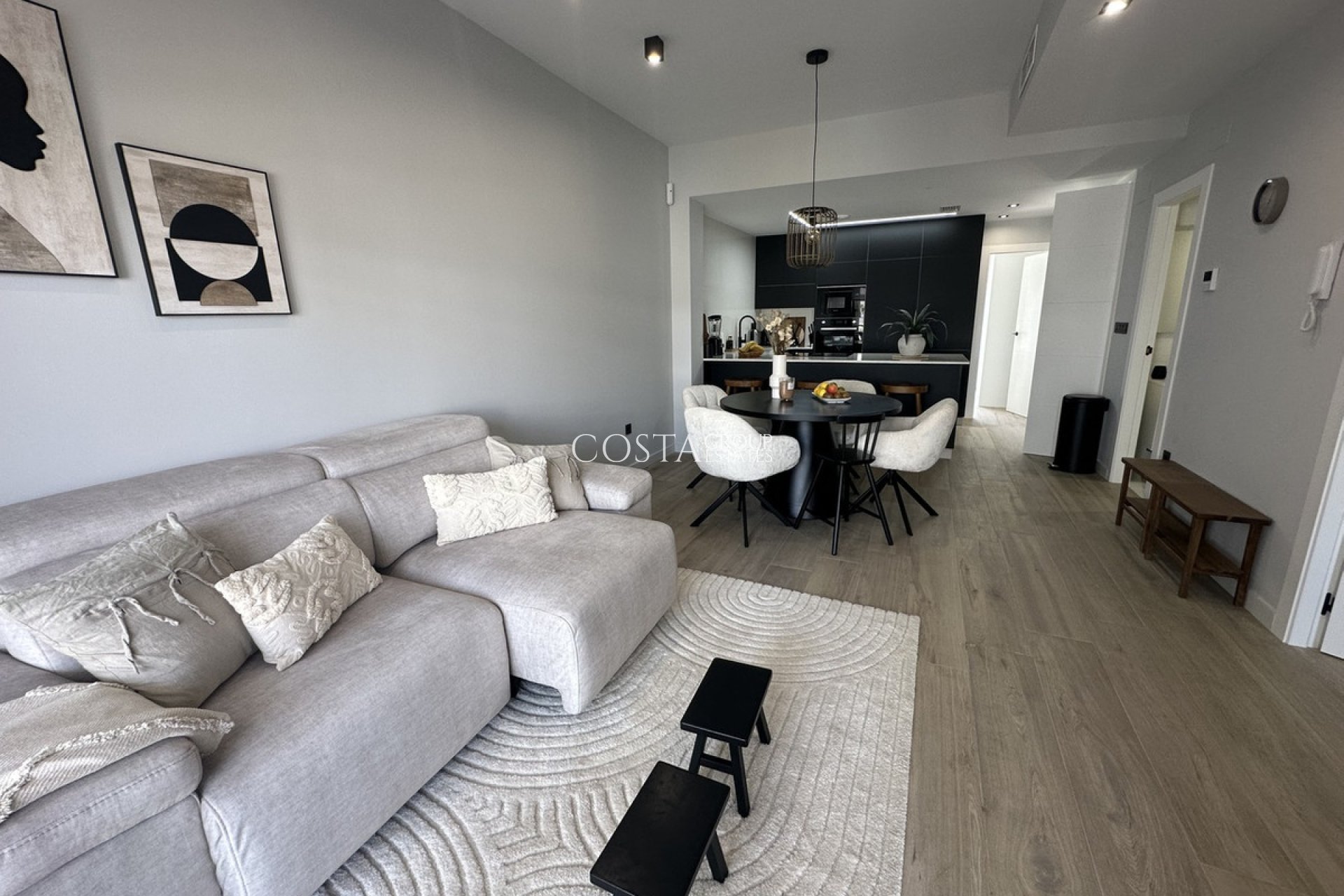 Odsprzedaż - Apartments -
Orihuela Costa - Punta Prima