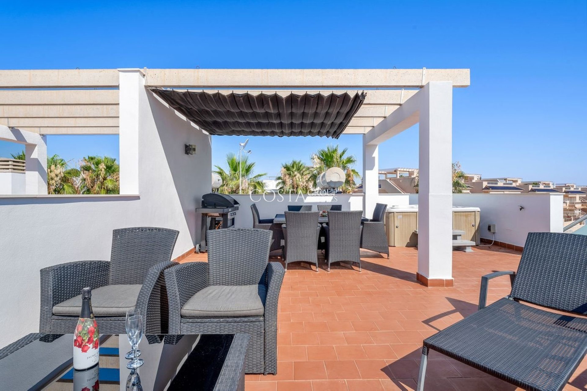 Odsprzedaż - Apartments -
Orihuela Costa - Punta Prima