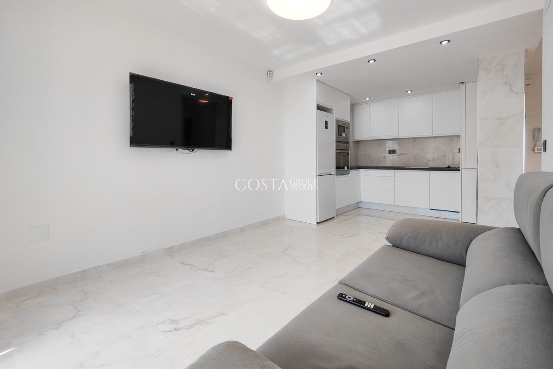 Odsprzedaż - Apartments -
Orihuela Costa - Punta Prima