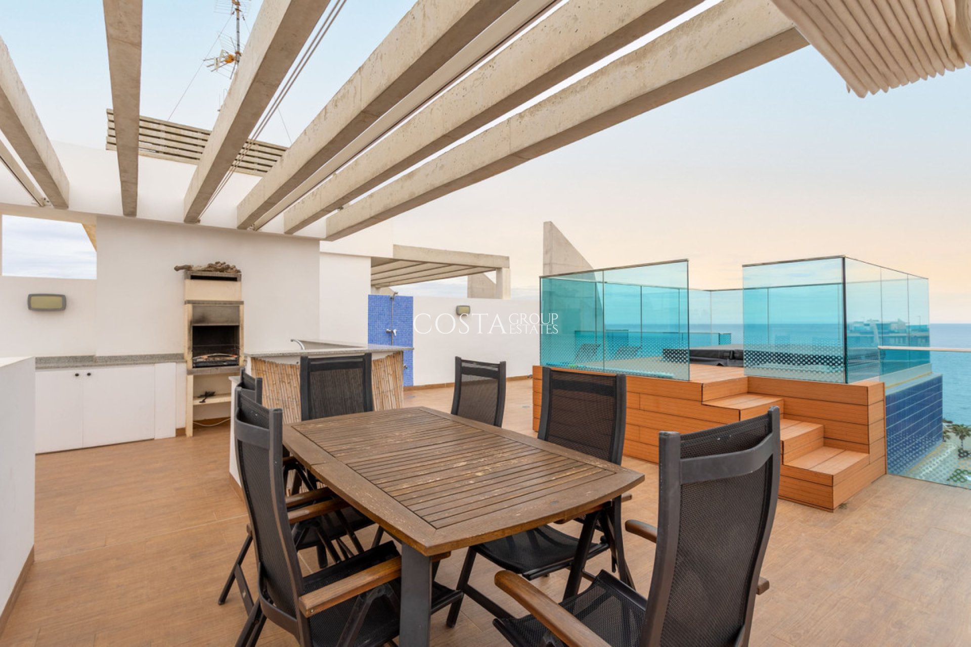 Odsprzedaż - Apartments -
Orihuela Costa - Punta Prima