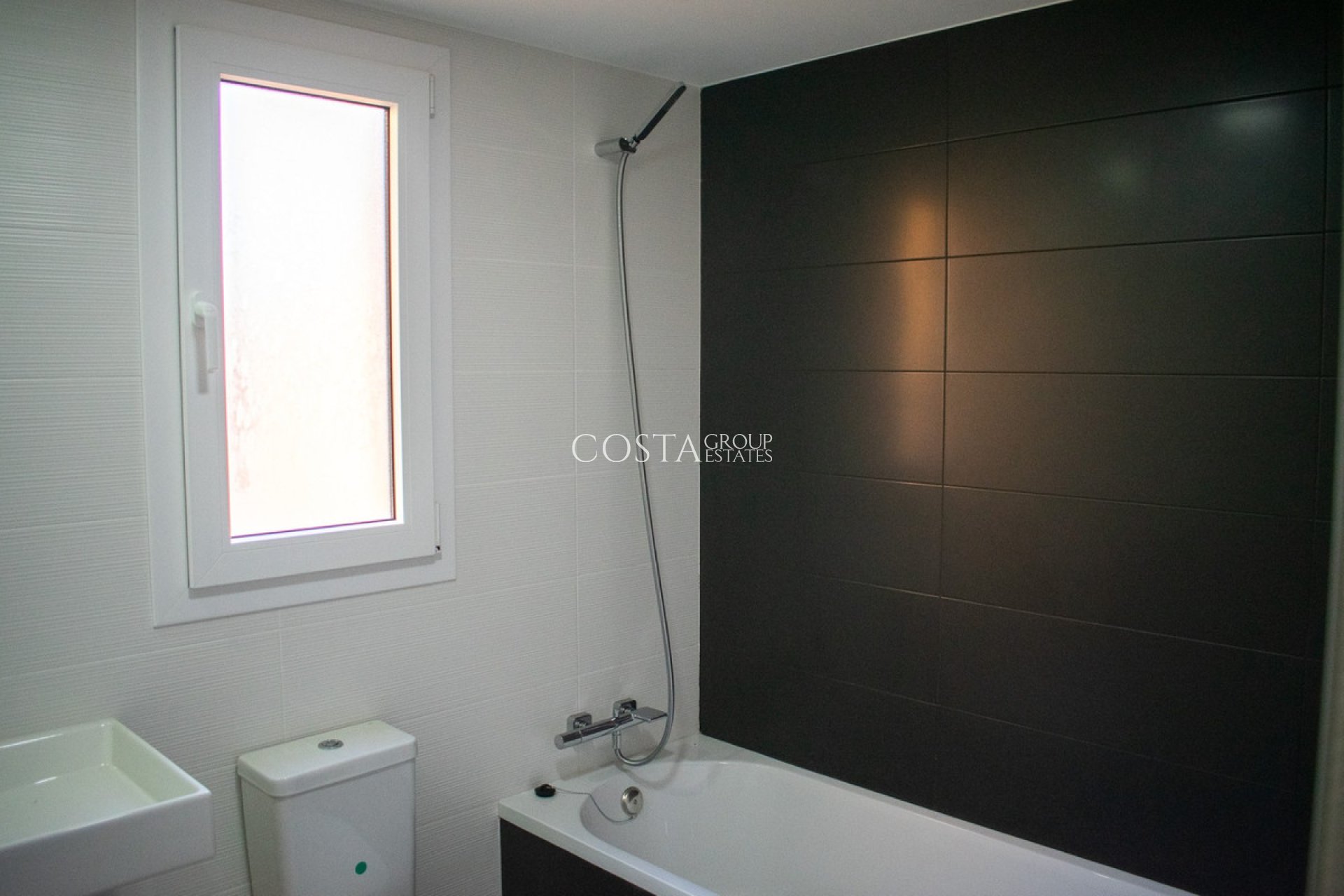 Odsprzedaż - Apartments -
Orihuela Costa - Punta Prima