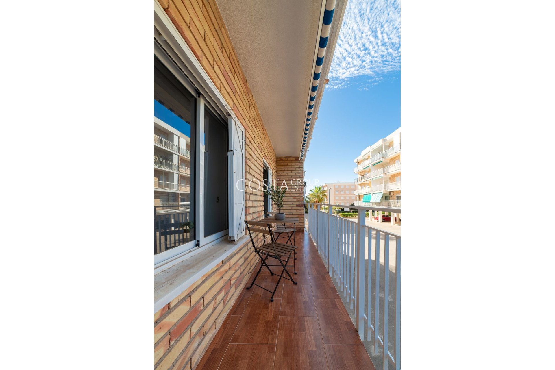 Odsprzedaż - Apartments -
Orihuela Costa - Punta Prima