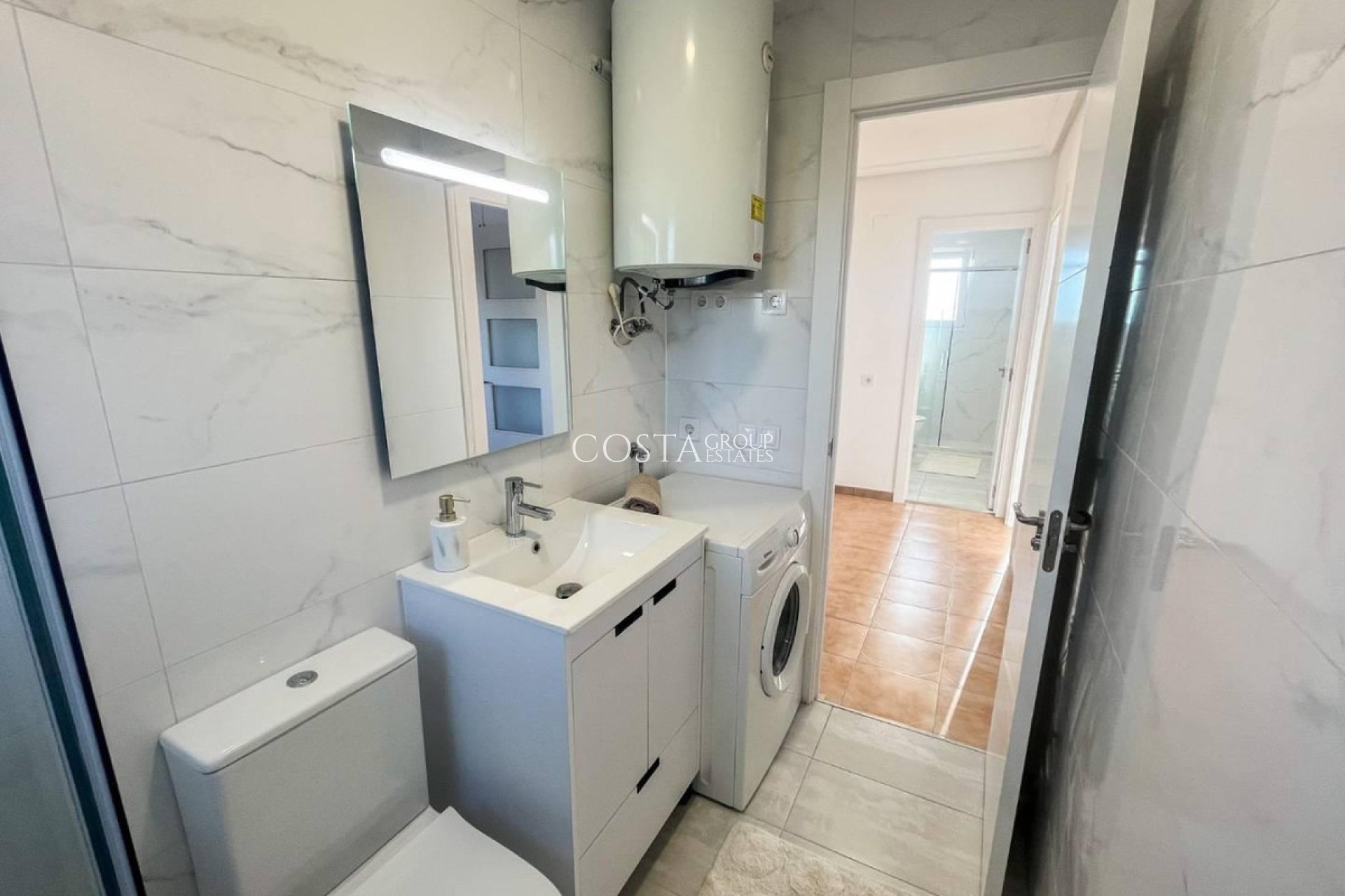 Odsprzedaż - Apartments -
Orihuela Costa - Punta Prima