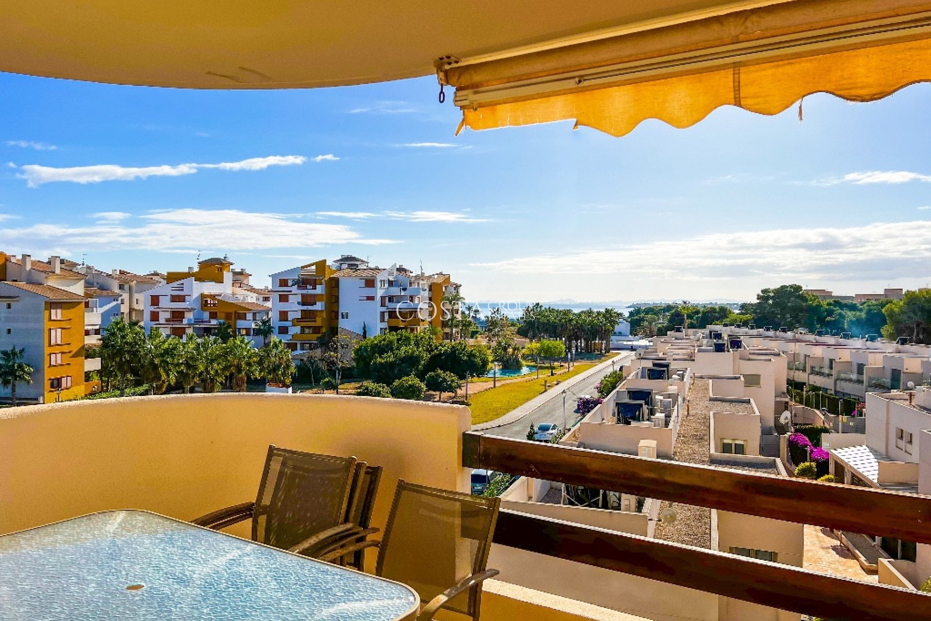 Odsprzedaż - Apartments -
Orihuela Costa - Punta Prima
