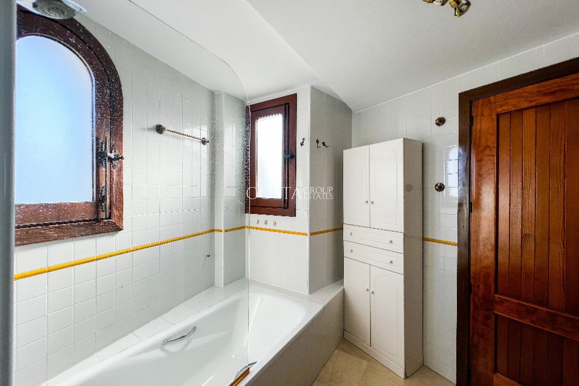 Odsprzedaż - Apartments -
Orihuela Costa - Punta Prima