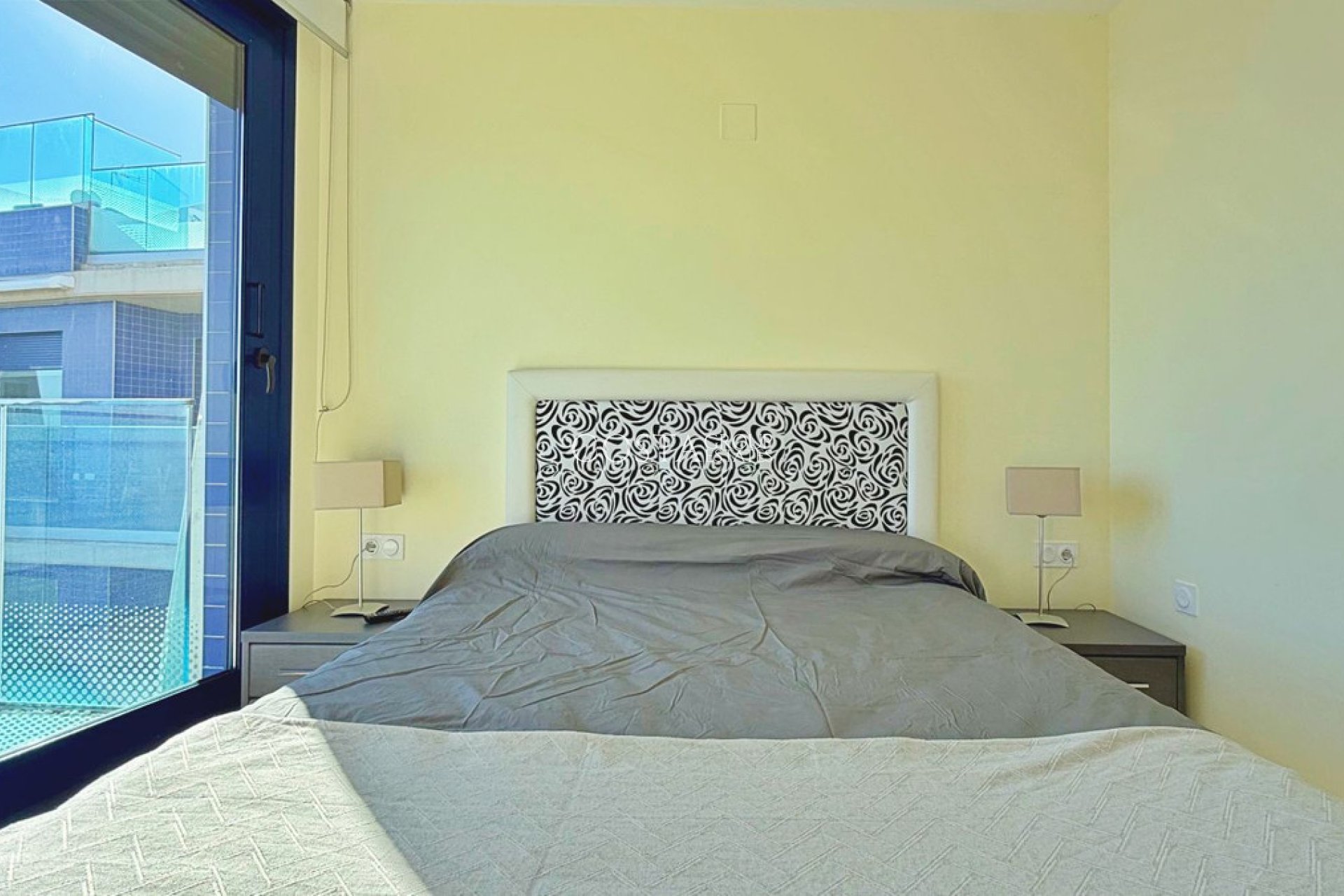 Odsprzedaż - Apartments -
Orihuela Costa - Punta Prima