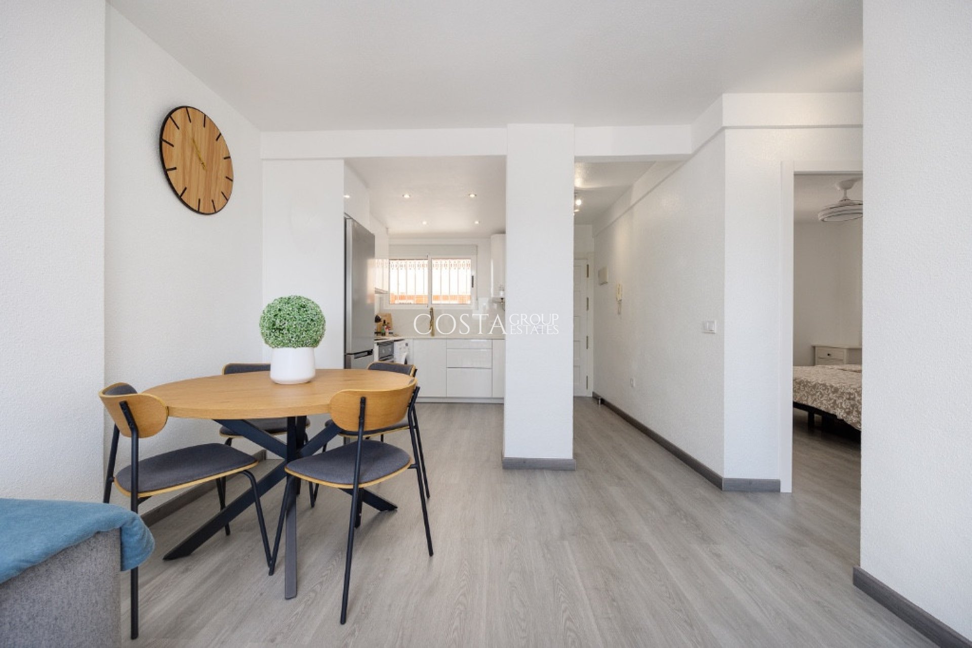 Odsprzedaż - Apartments -
Orihuela Costa - Punta Prima