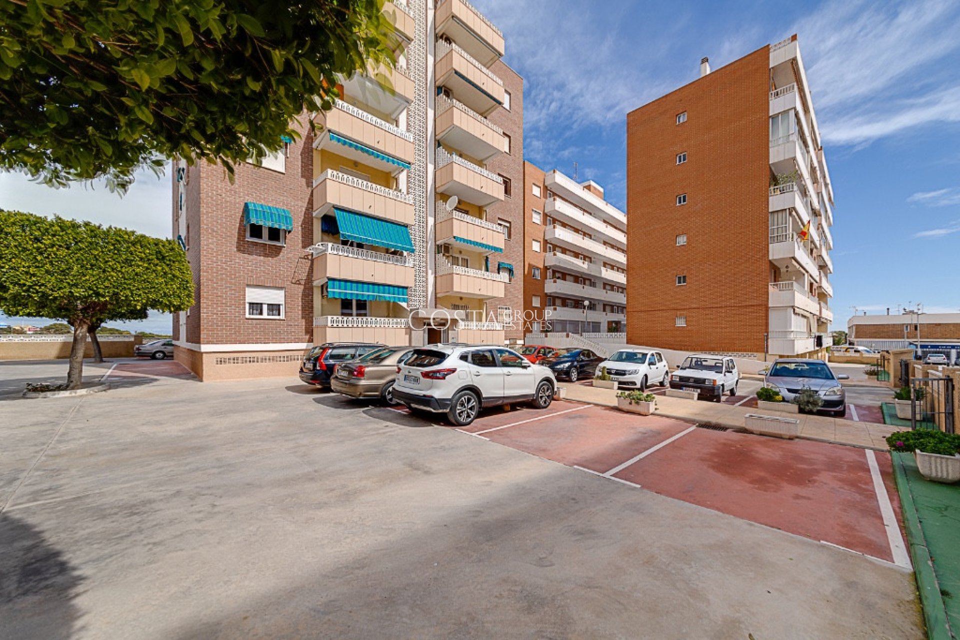 Odsprzedaż - Apartments -
Orihuela Costa - Punta Prima