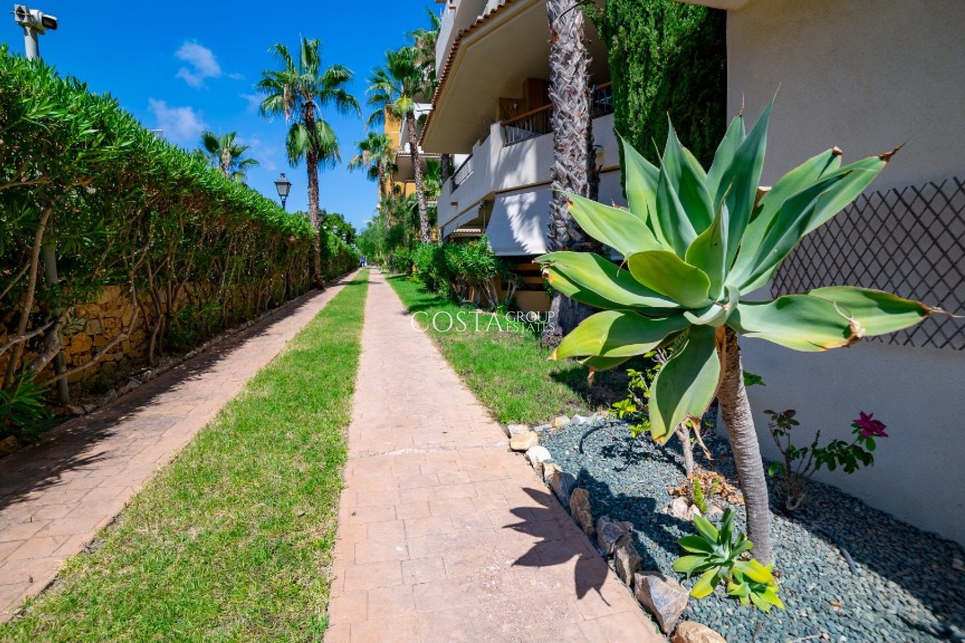 Odsprzedaż - Apartments -
Orihuela Costa - Punta Prima