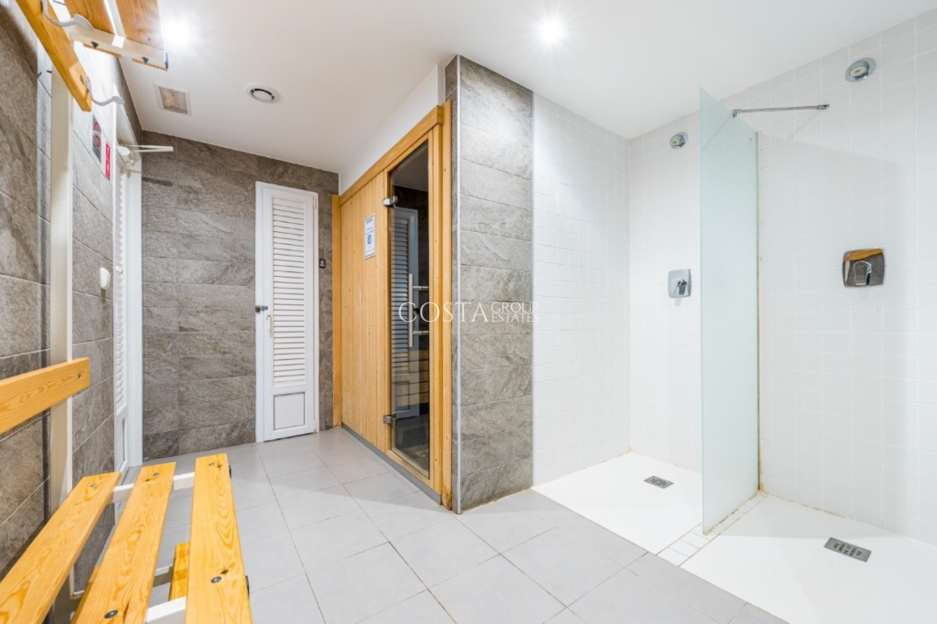 Odsprzedaż - Apartments -
Orihuela Costa - Punta Prima