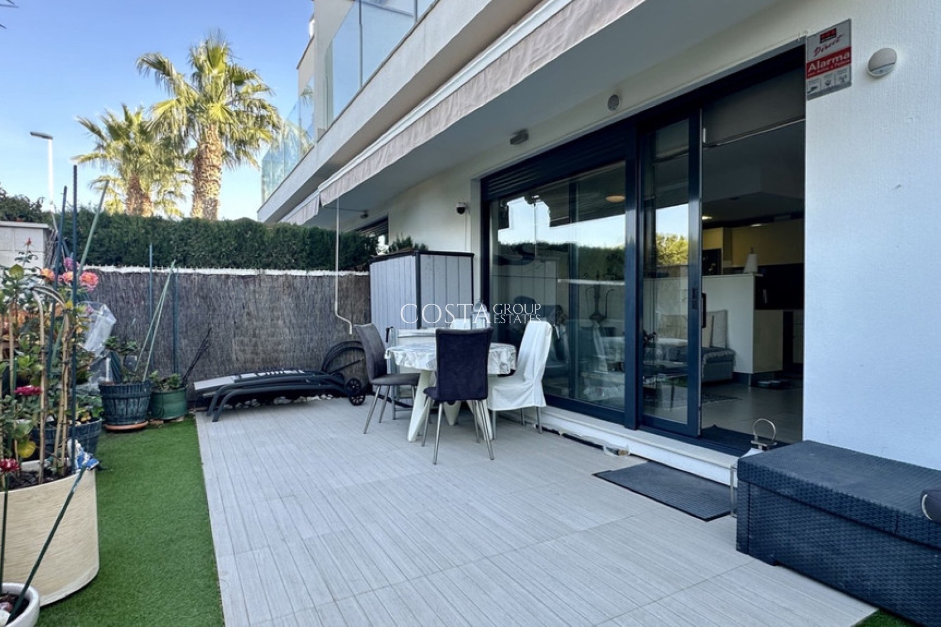 Odsprzedaż - Apartments -
Orihuela Costa - Punta Prima