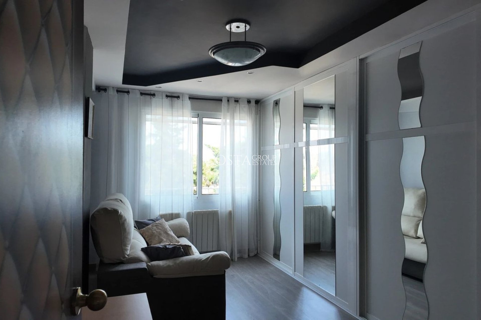 Odsprzedaż - Apartments -
Orihuela Costa - Punta Prima