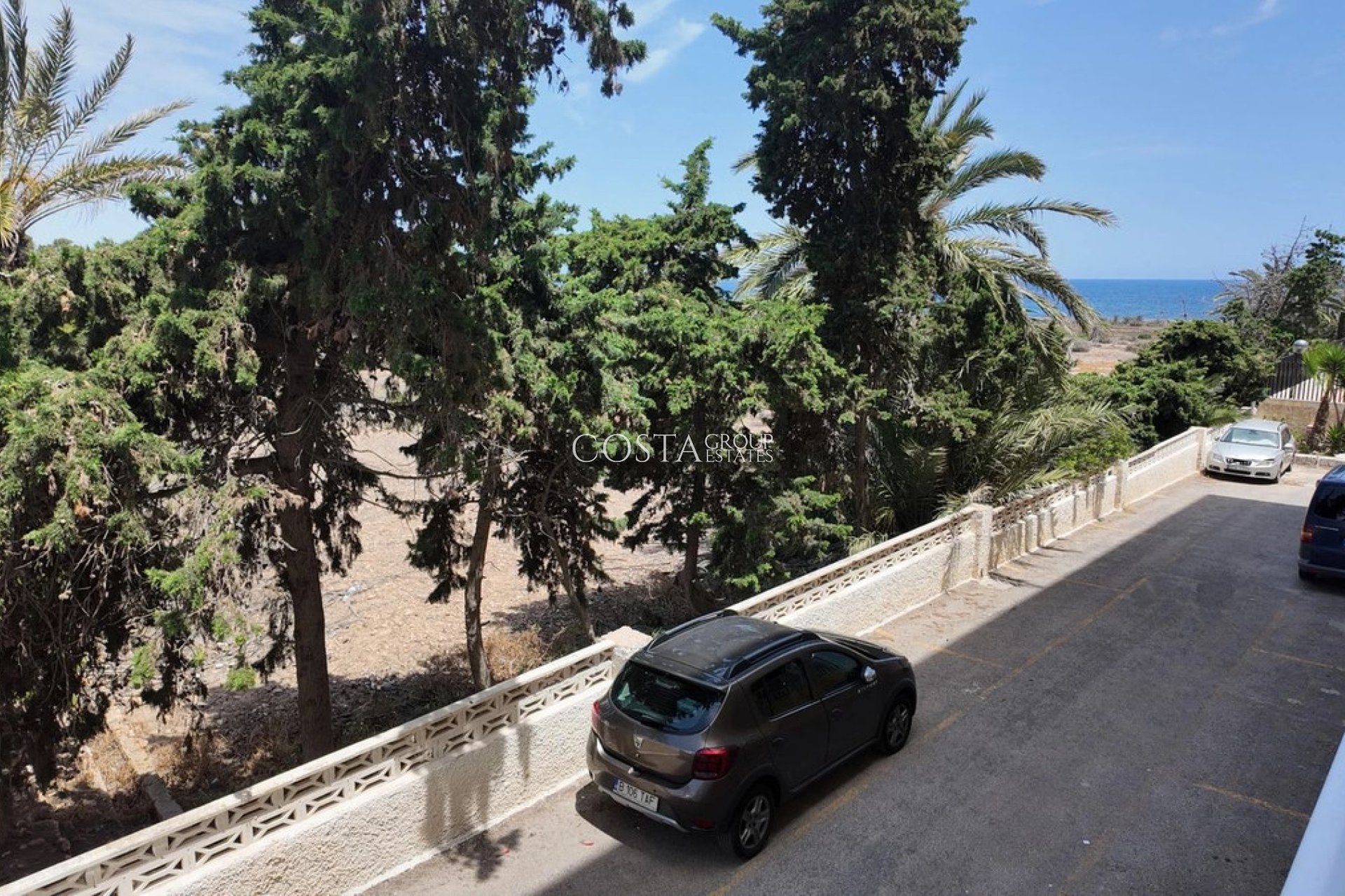 Odsprzedaż - Apartments -
Orihuela Costa - Punta Prima