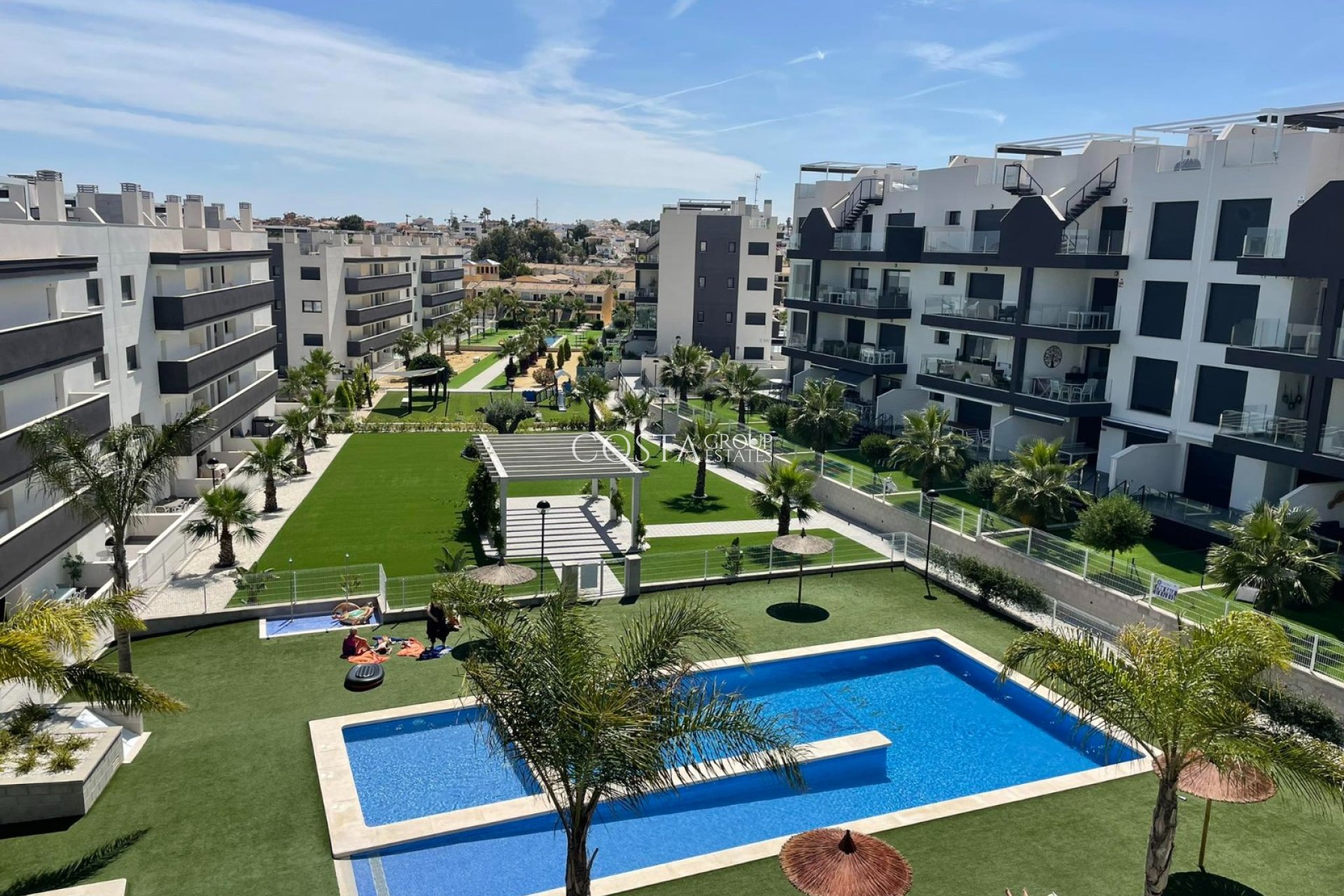Odsprzedaż - Apartments -
Orihuela Costa - Villamartín
