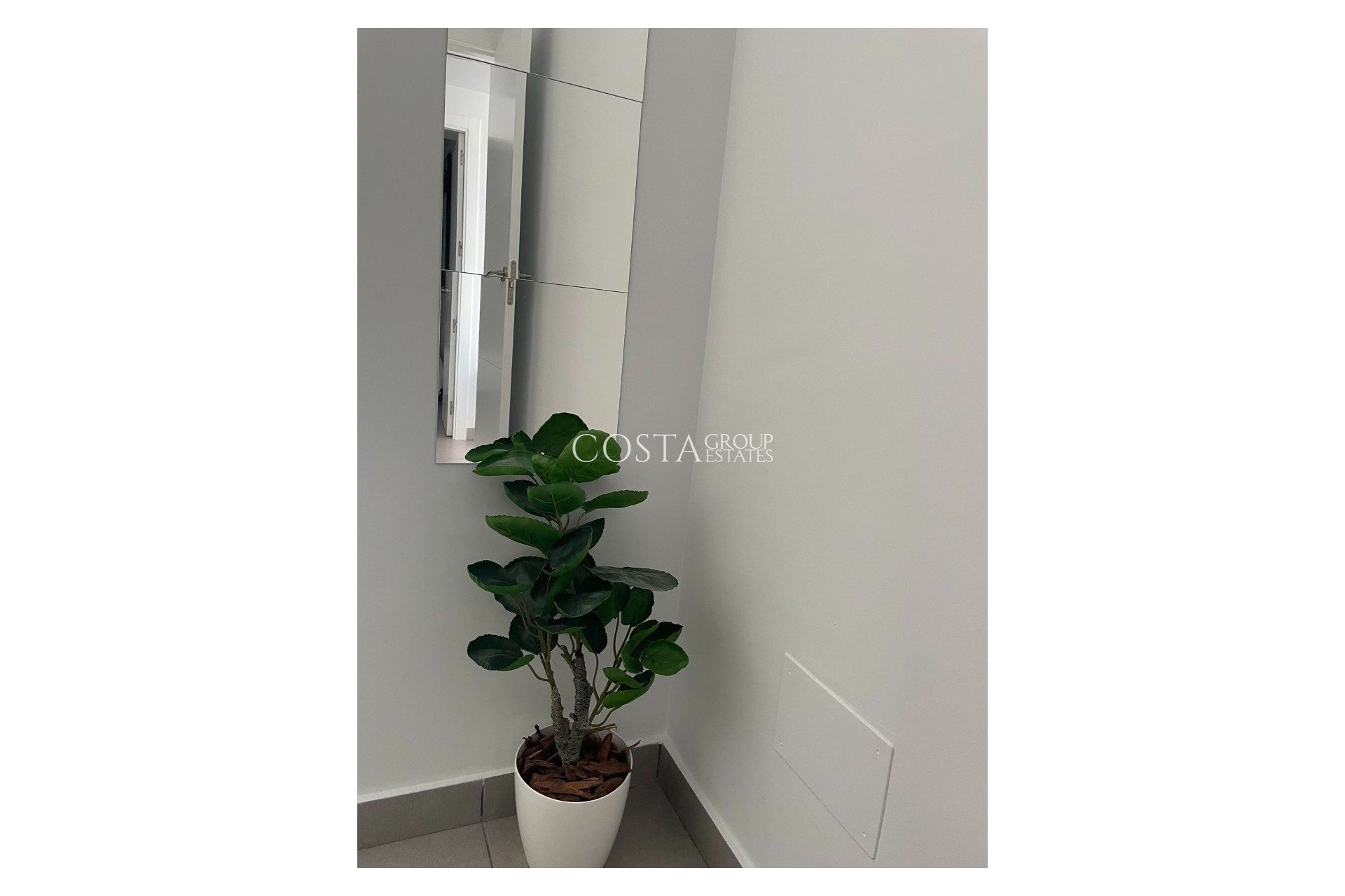 Odsprzedaż - Apartments -
Orihuela Costa - Villamartín