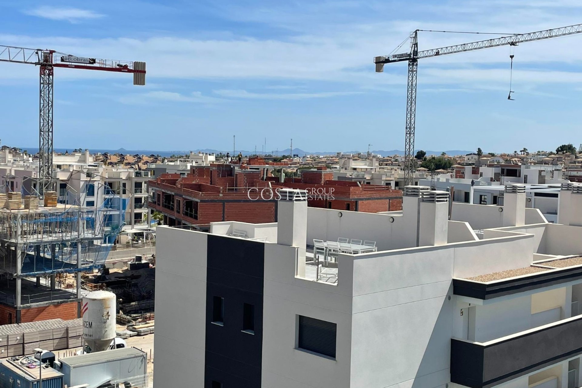 Odsprzedaż - Apartments -
Orihuela Costa - Villamartín