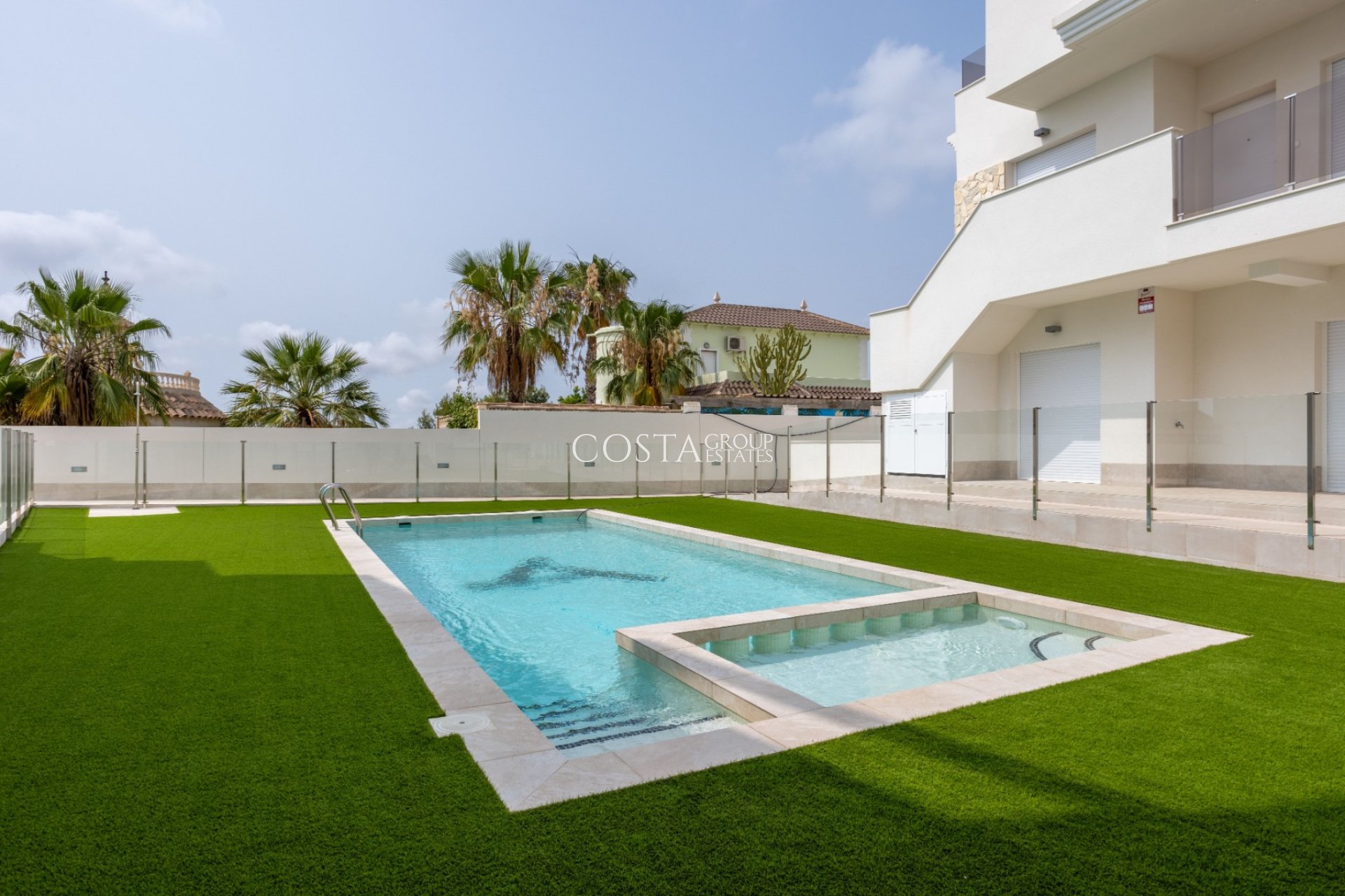 Odsprzedaż - Apartments -
Orihuela Costa - Villamartín