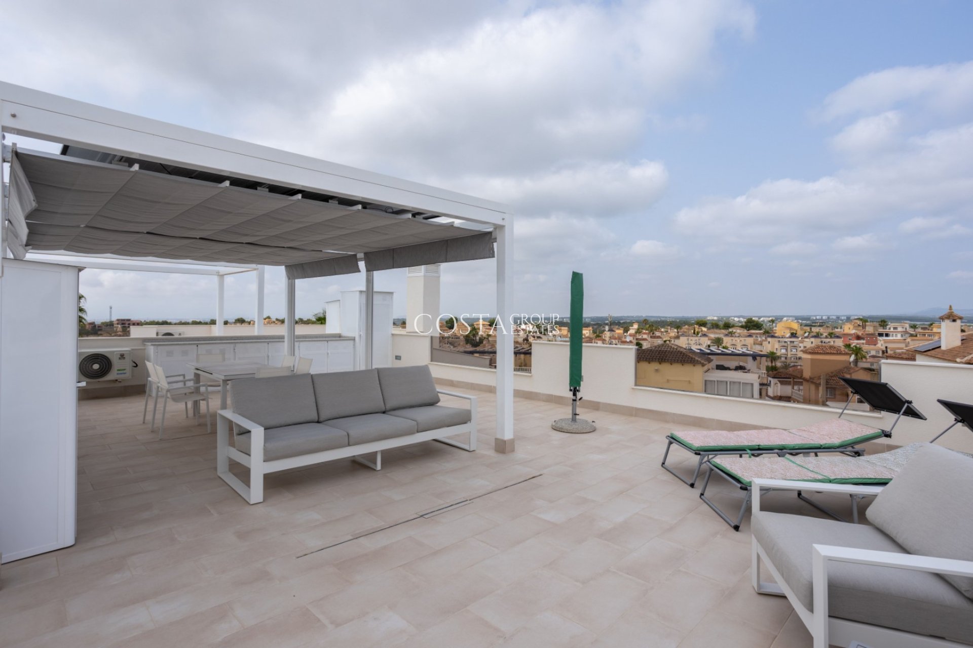 Odsprzedaż - Apartments -
Orihuela Costa - Villamartín
