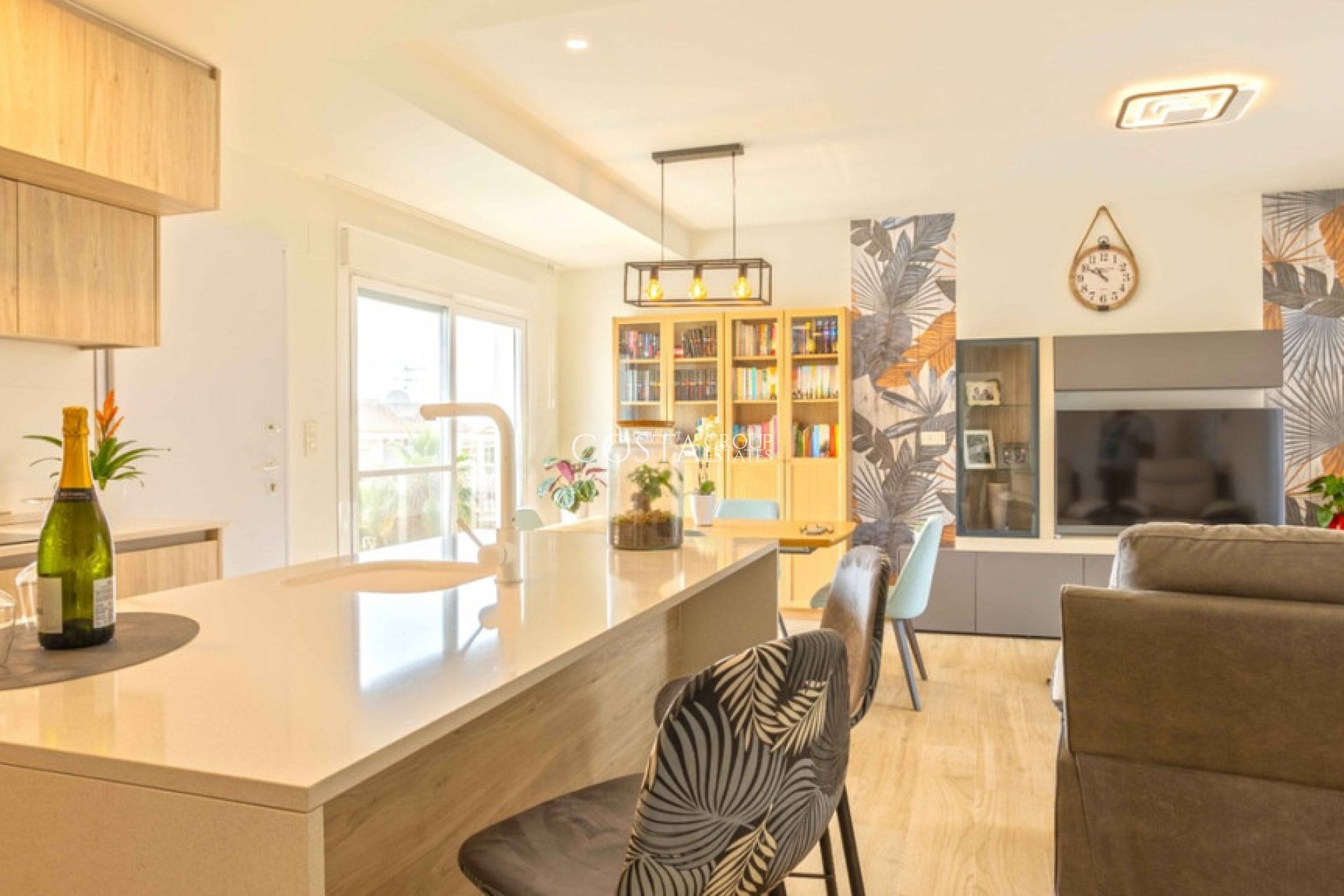 Odsprzedaż - Apartments -
Orihuela Costa - Villamartin