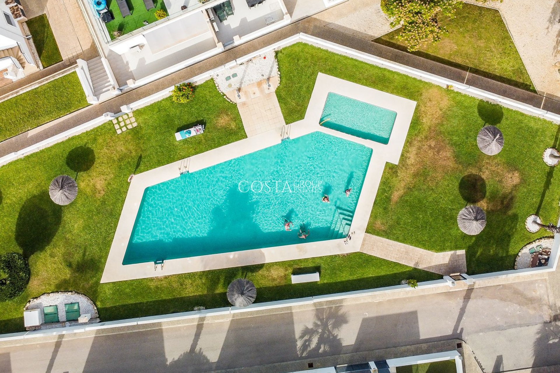 Odsprzedaż - Apartments -
Orihuela Costa - Villamartin