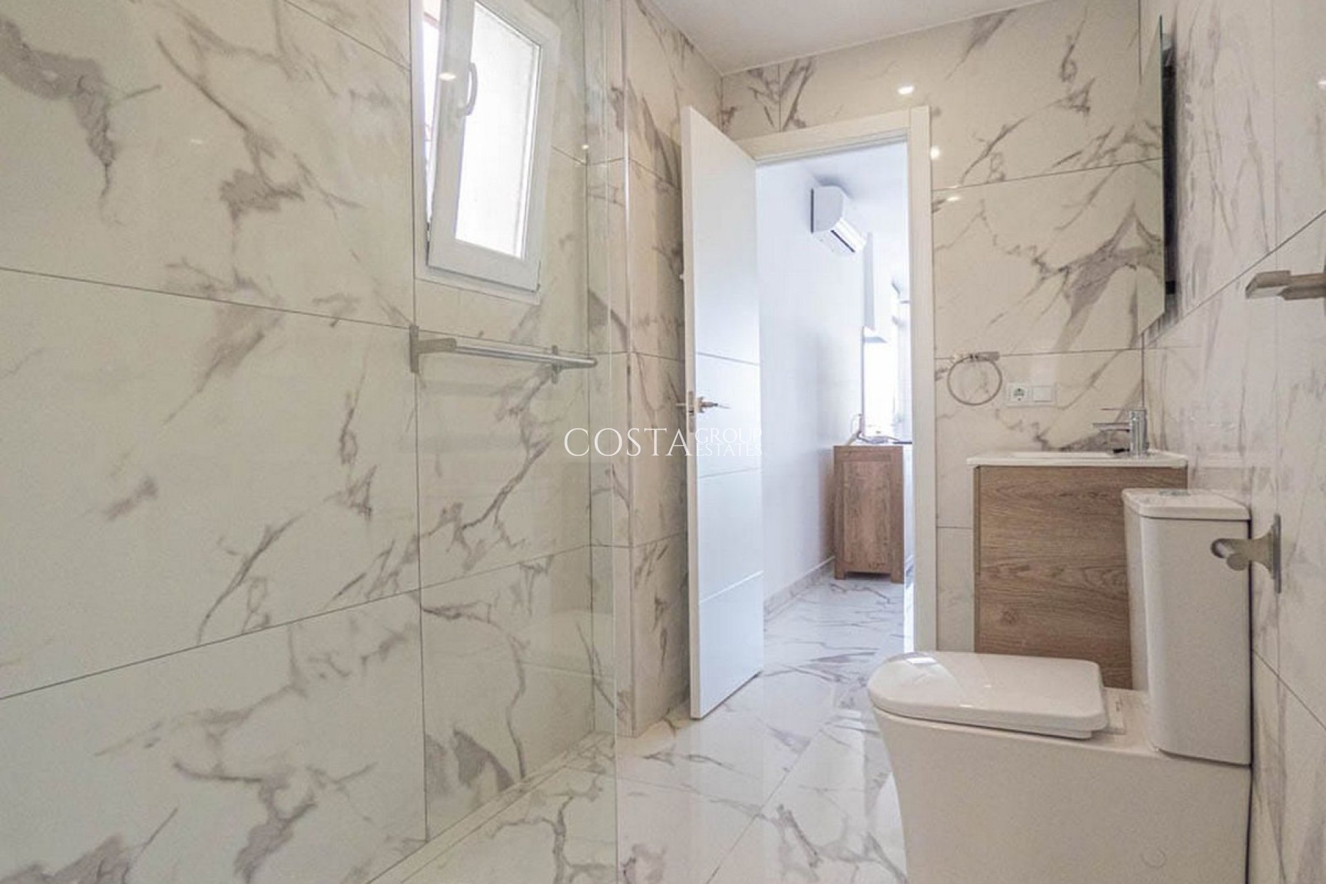 Odsprzedaż - Apartments -
Orihuela Costa - Villamartin