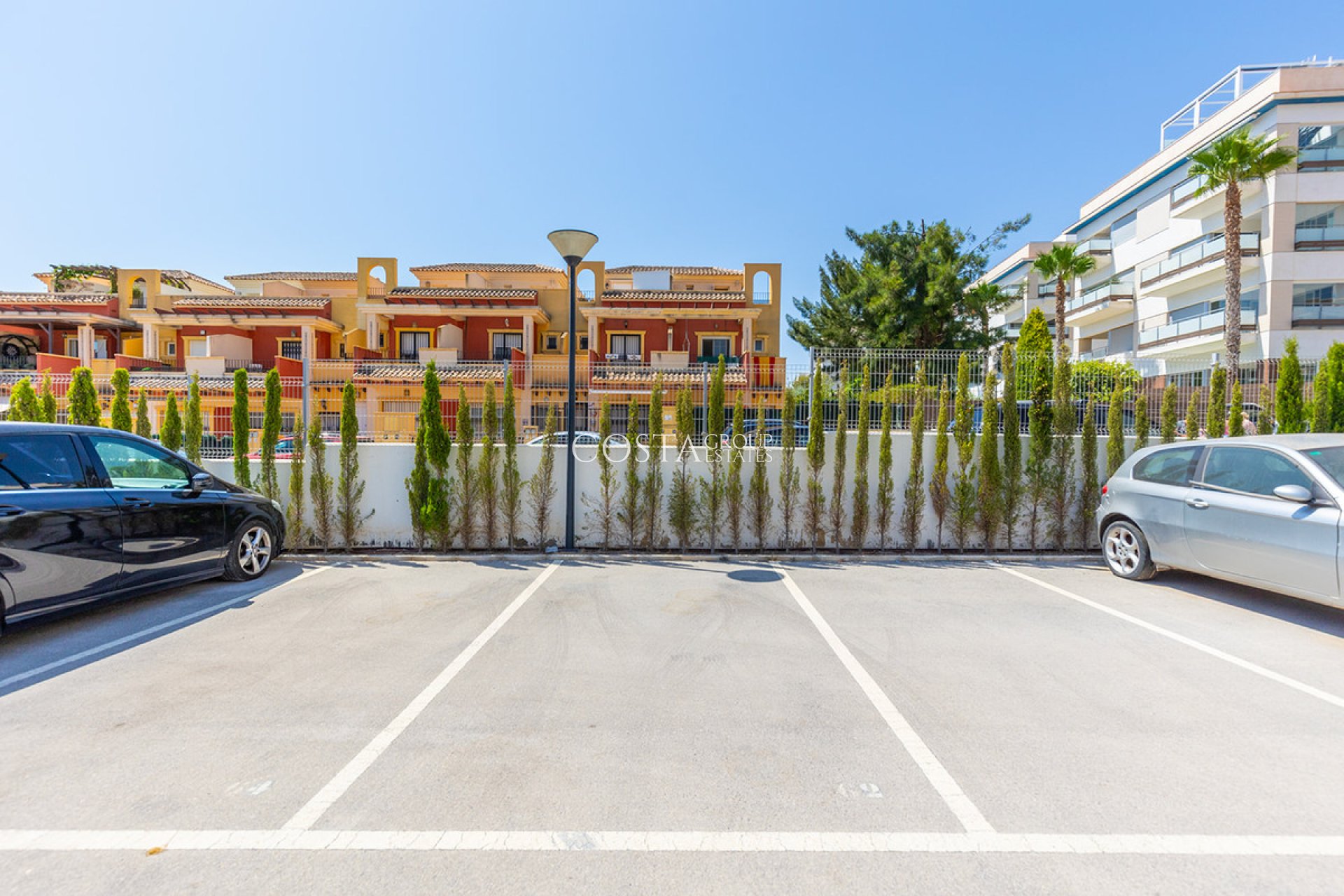 Odsprzedaż - Apartments -
Orihuela Costa - Villamartin