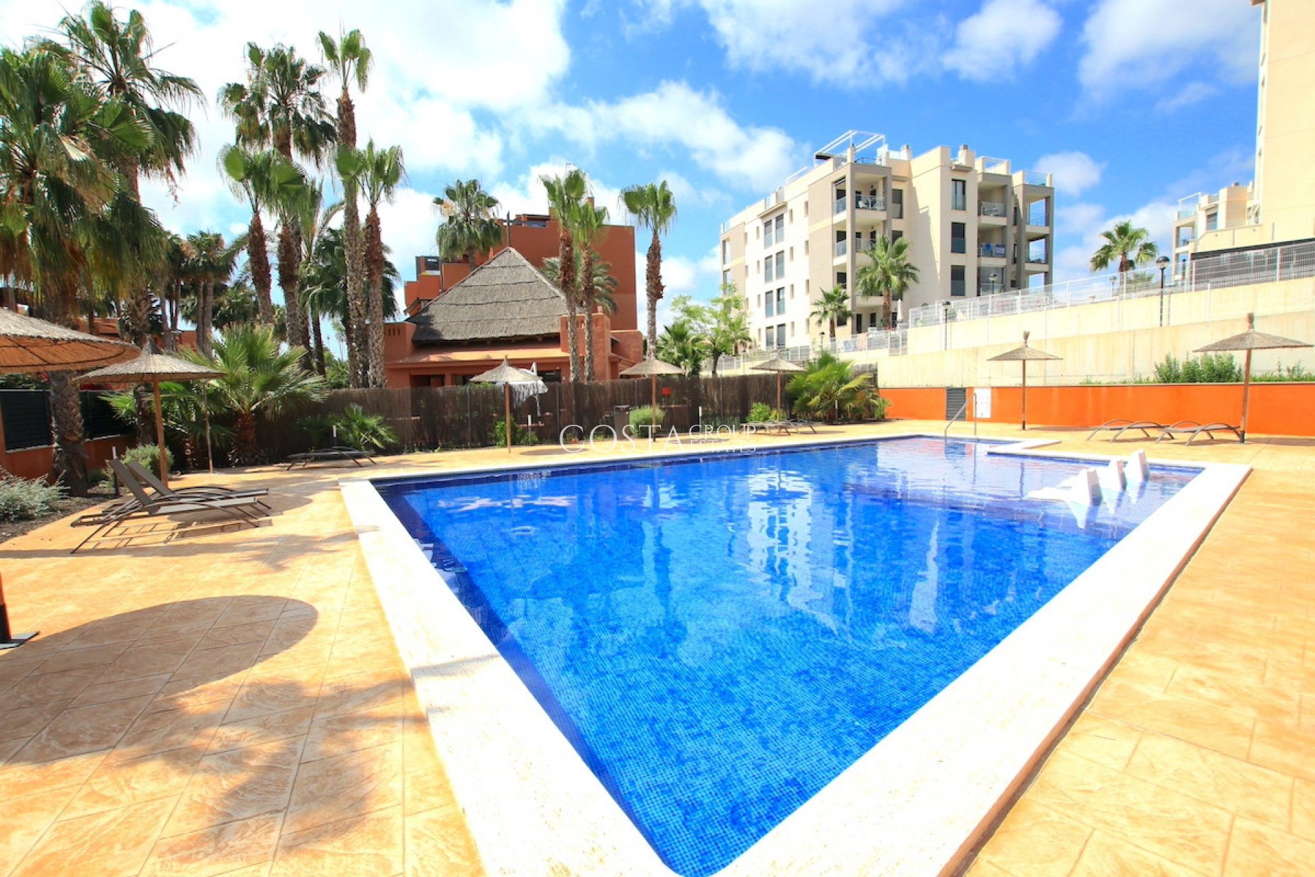 Odsprzedaż - Apartments -
Orihuela Costa - Villamartin
