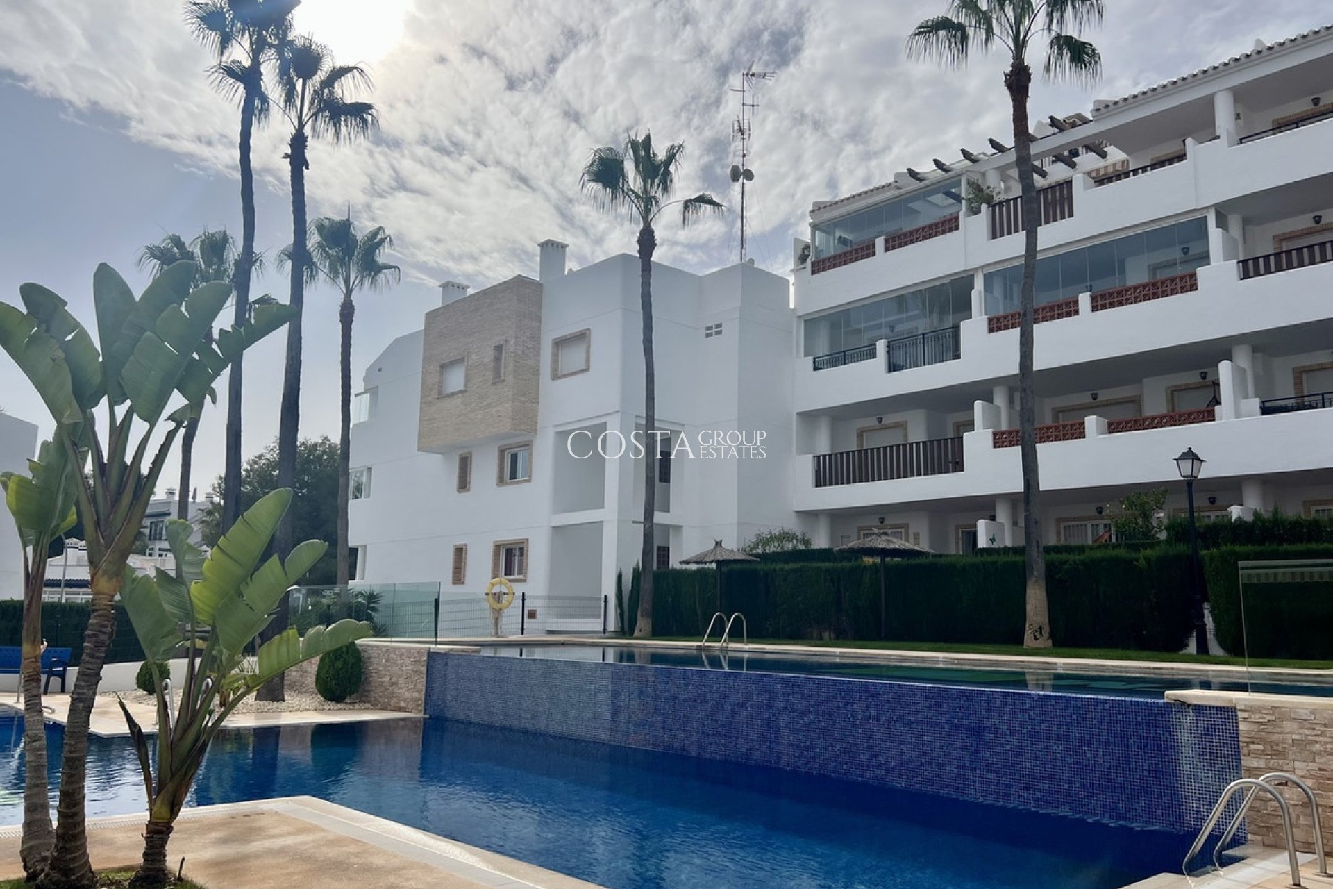 Odsprzedaż - Apartments -
Orihuela Costa - Villamartin