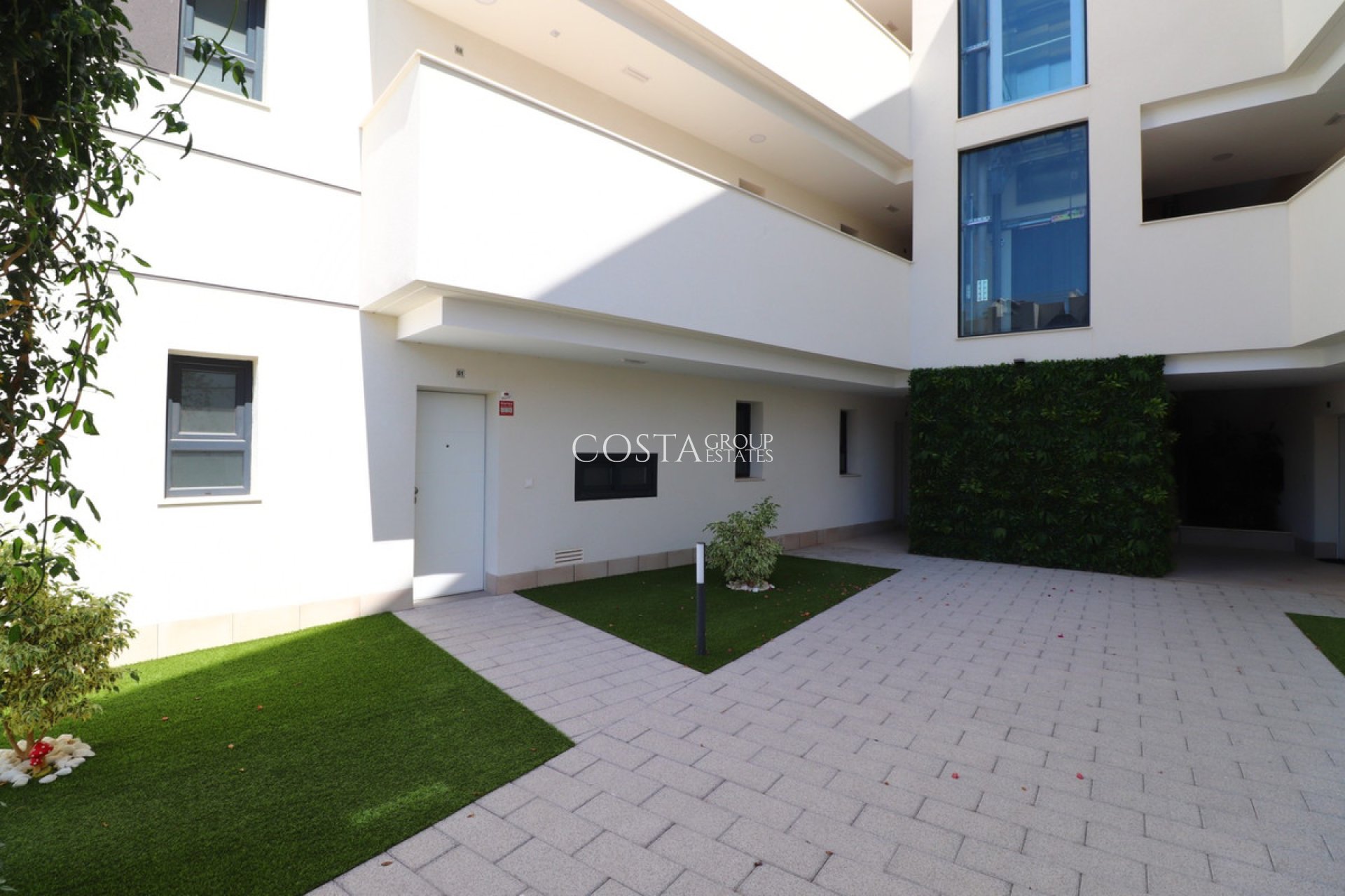 Odsprzedaż - Apartments -
Orihuela Costa - Villamartin