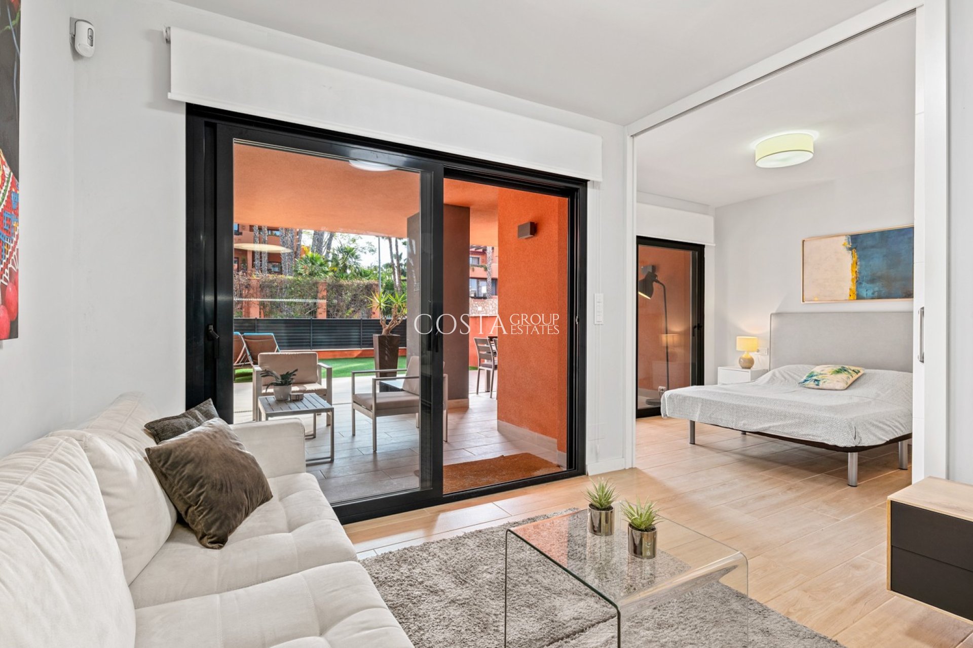 Odsprzedaż - Apartments -
Orihuela Costa - Villamartín