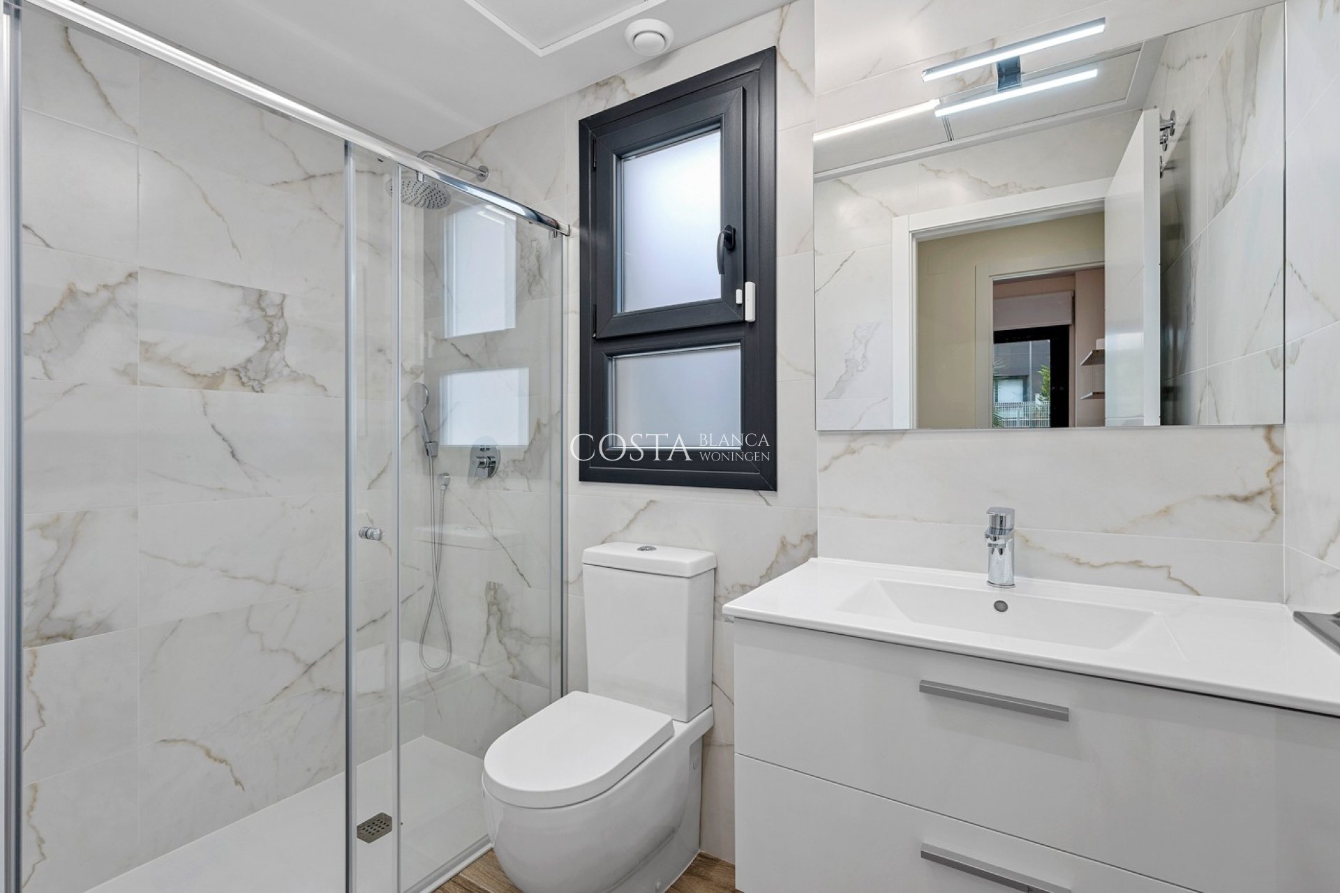 Odsprzedaż - Apartments -
Orihuela Costa - Villamartín