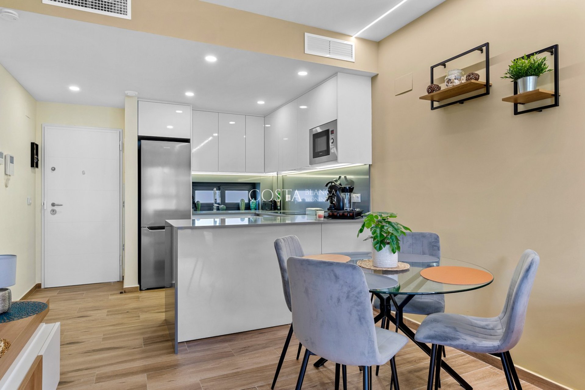 Odsprzedaż - Apartments -
Orihuela Costa - Villamartín