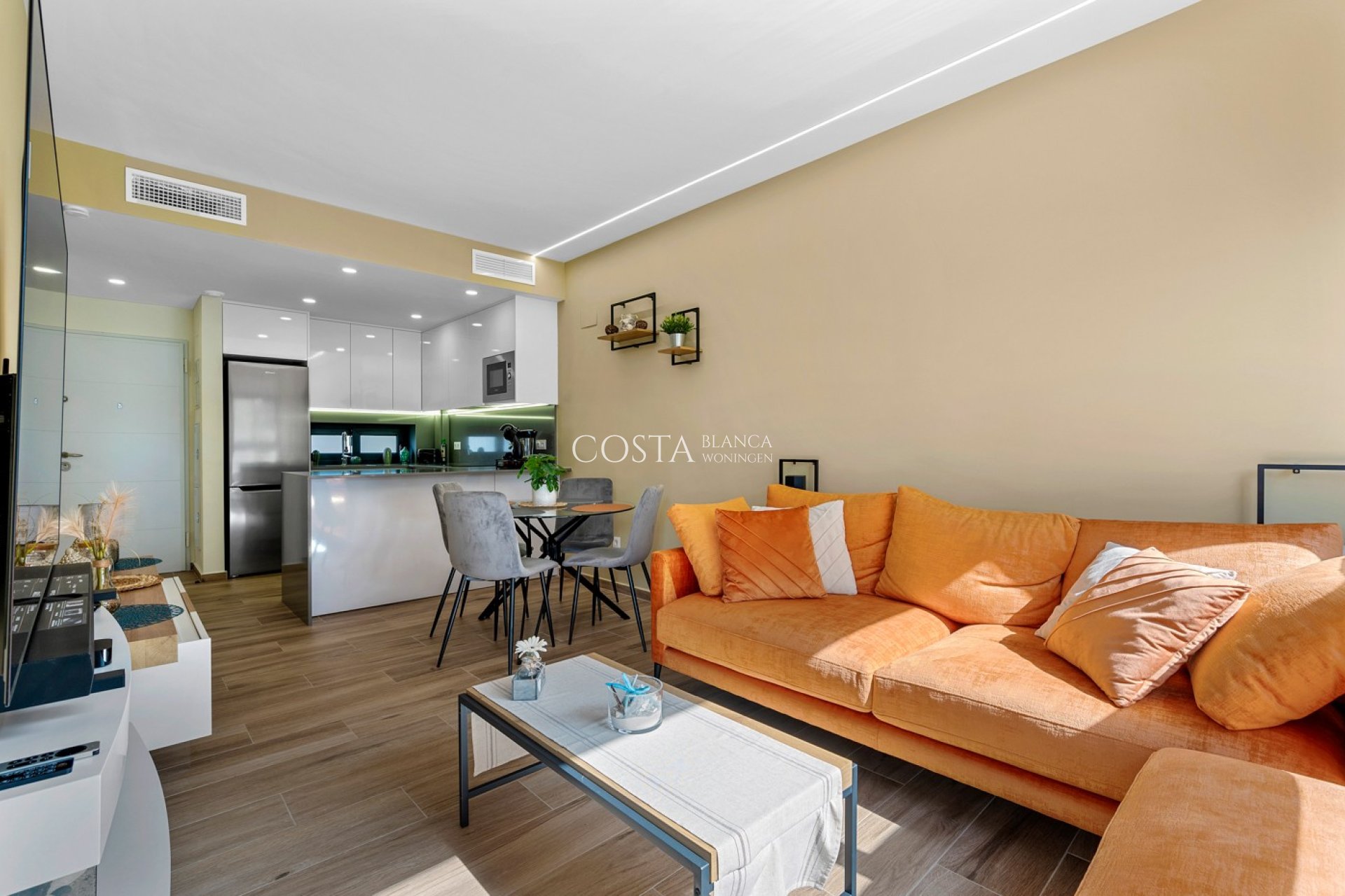 Odsprzedaż - Apartments -
Orihuela Costa - Villamartín