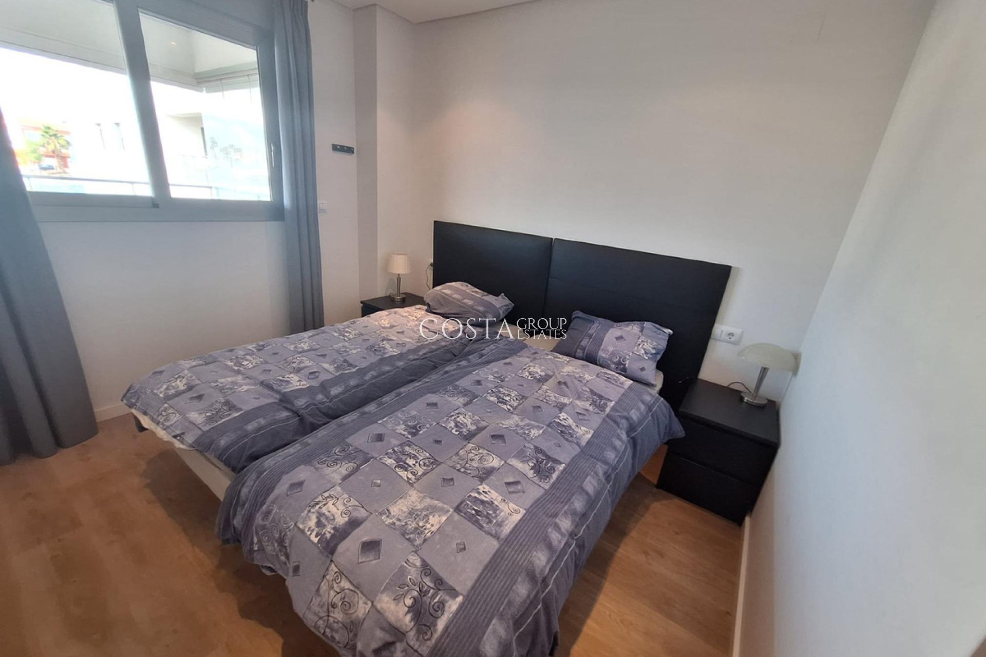 Odsprzedaż - Apartments -
Orihuela Costa