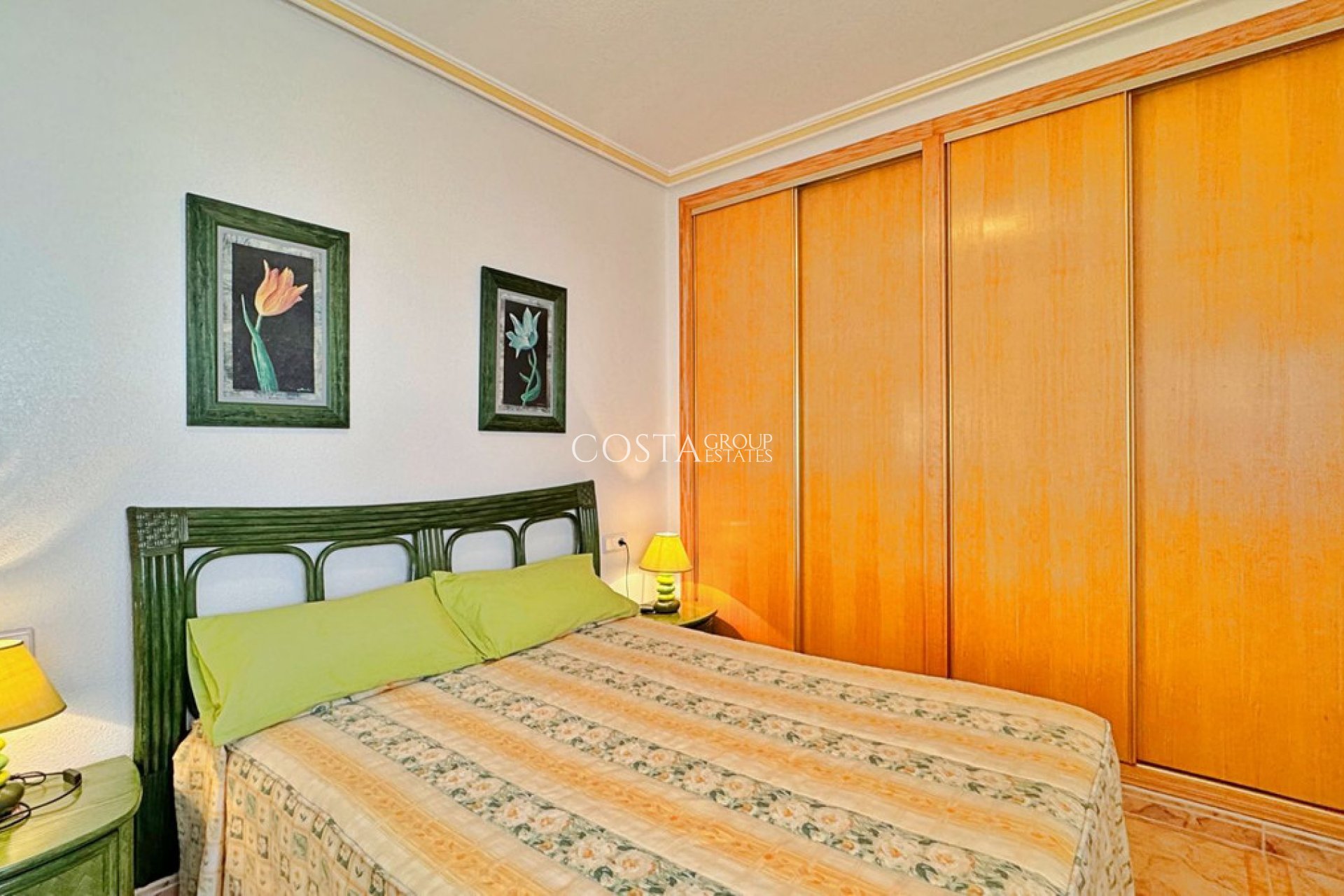 Odsprzedaż - Apartments -
Orihuela - La Zenia