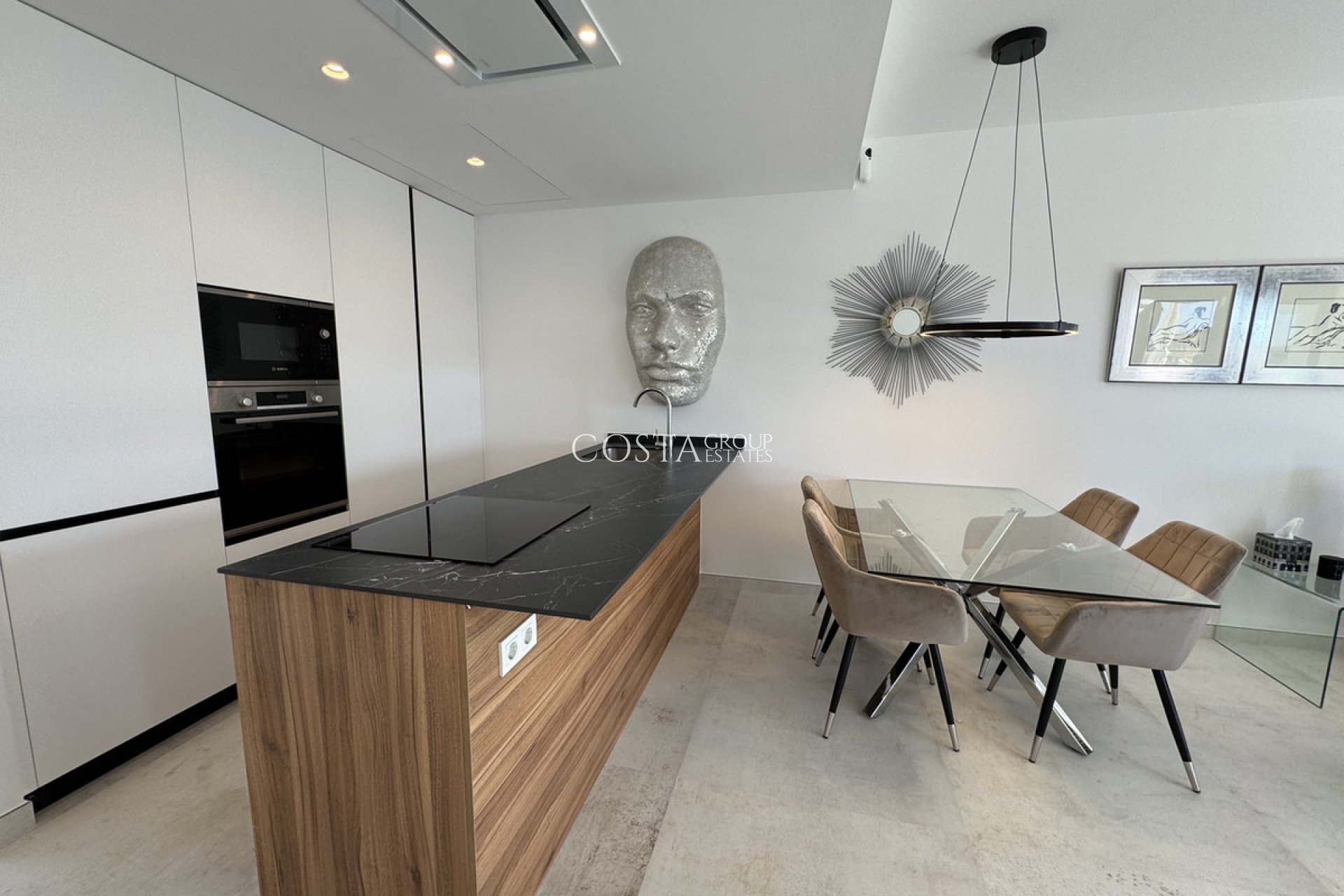 Odsprzedaż - Apartments -
Orihuela - La Zenia