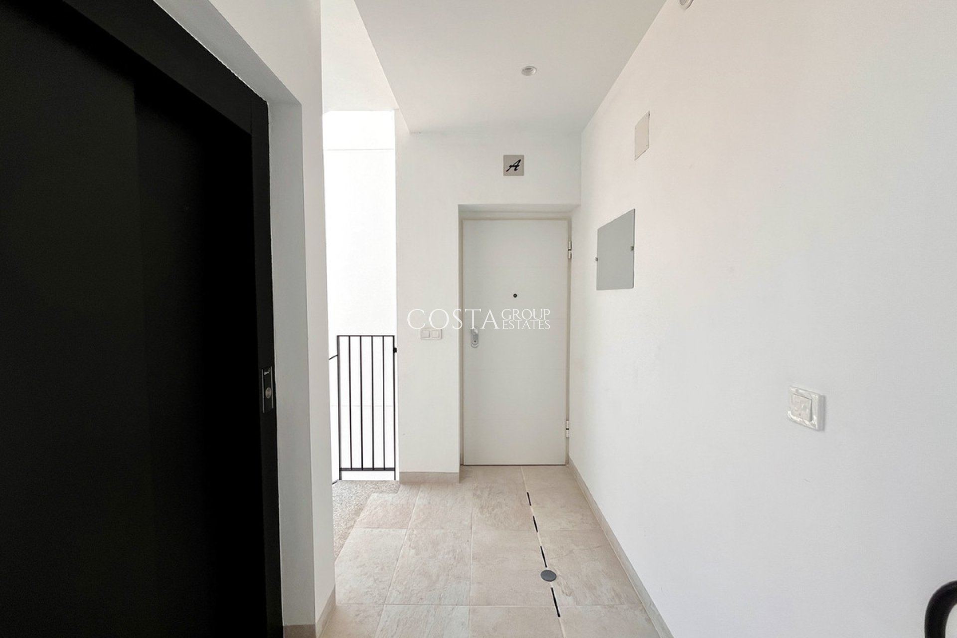 Odsprzedaż - Apartments -
Orihuela - La Zenia