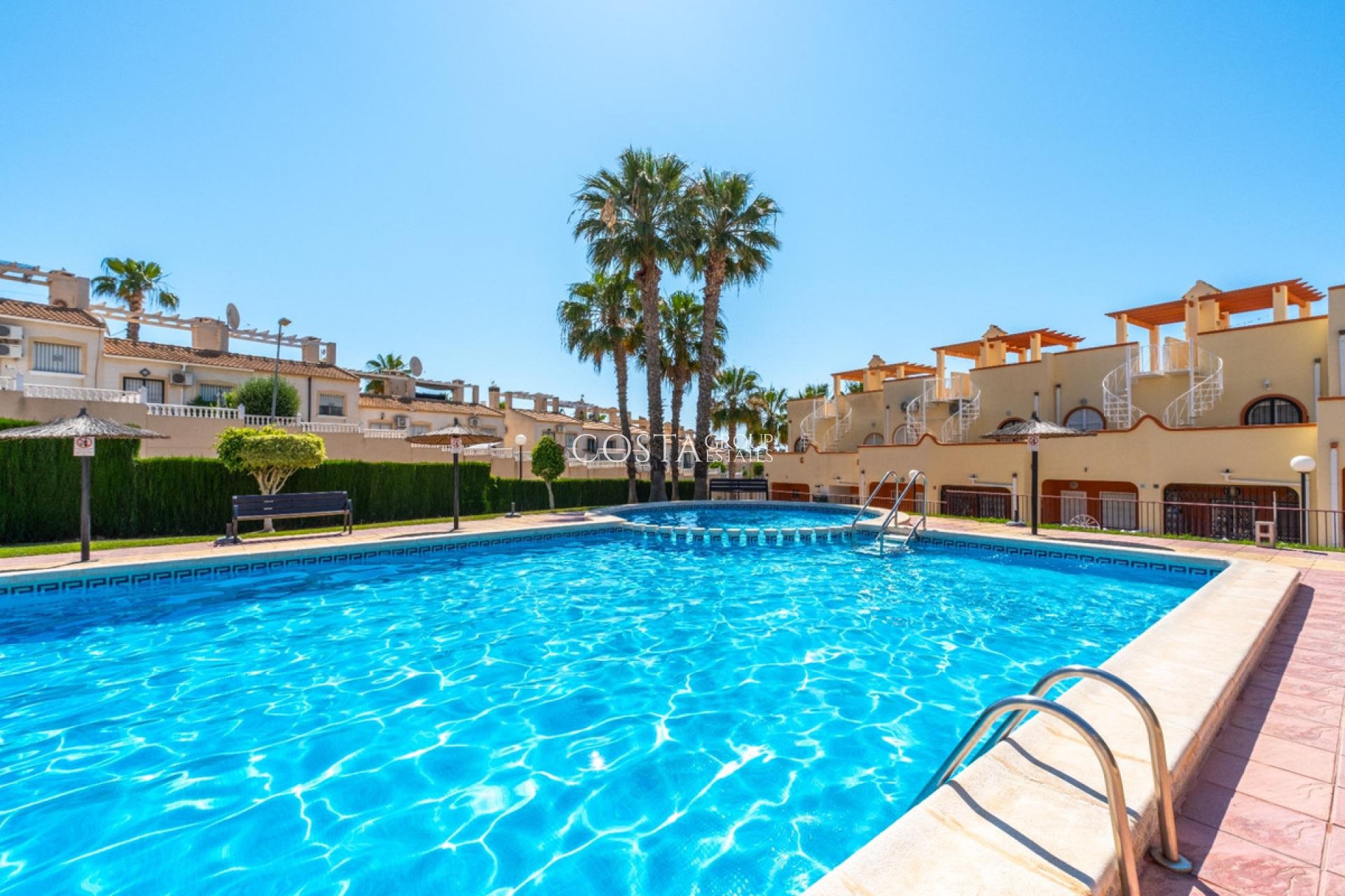 Odsprzedaż - Apartments -
Orihuela - Orihuela Costa