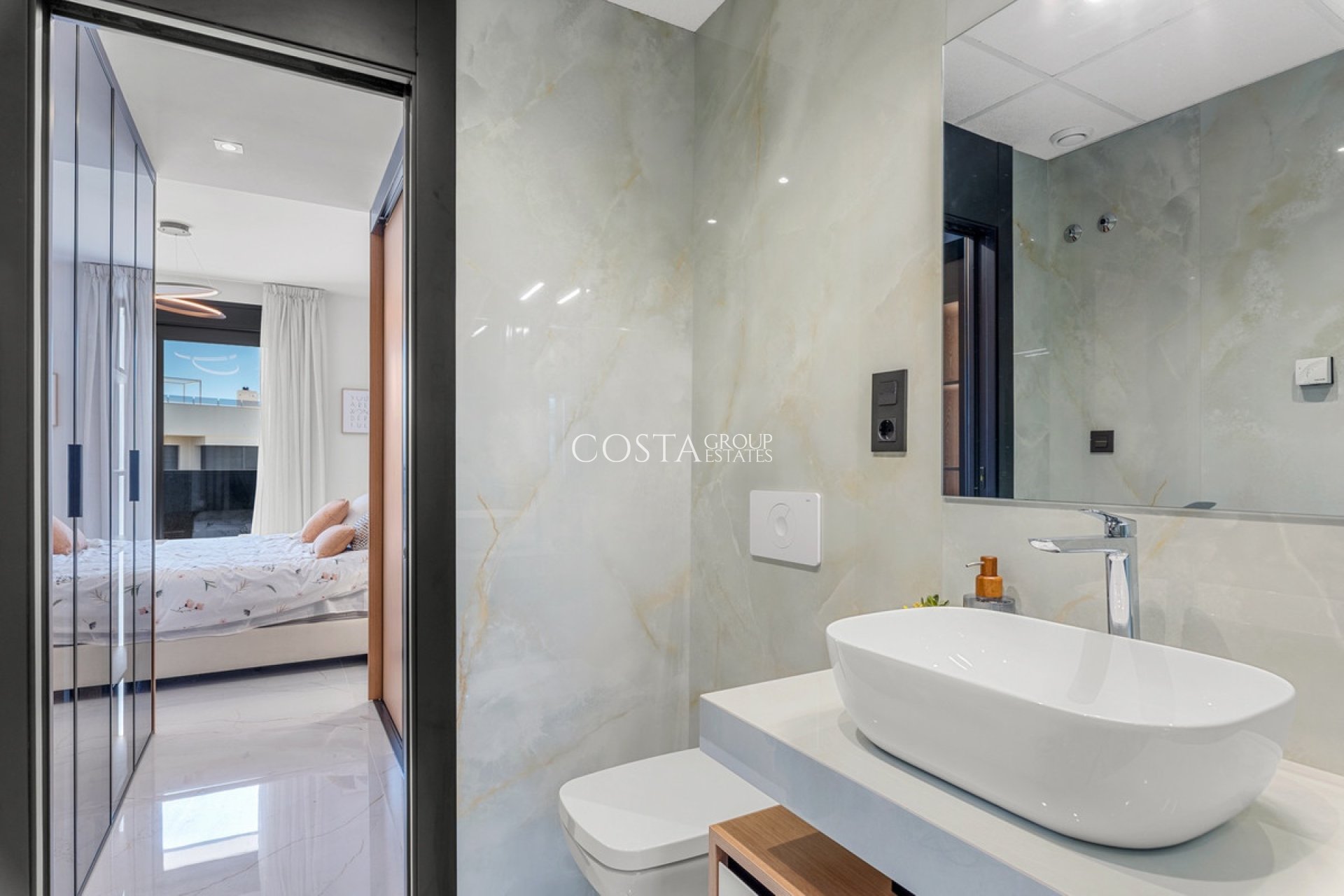 Odsprzedaż - Apartments -
Orihuela - Orihuela Costa