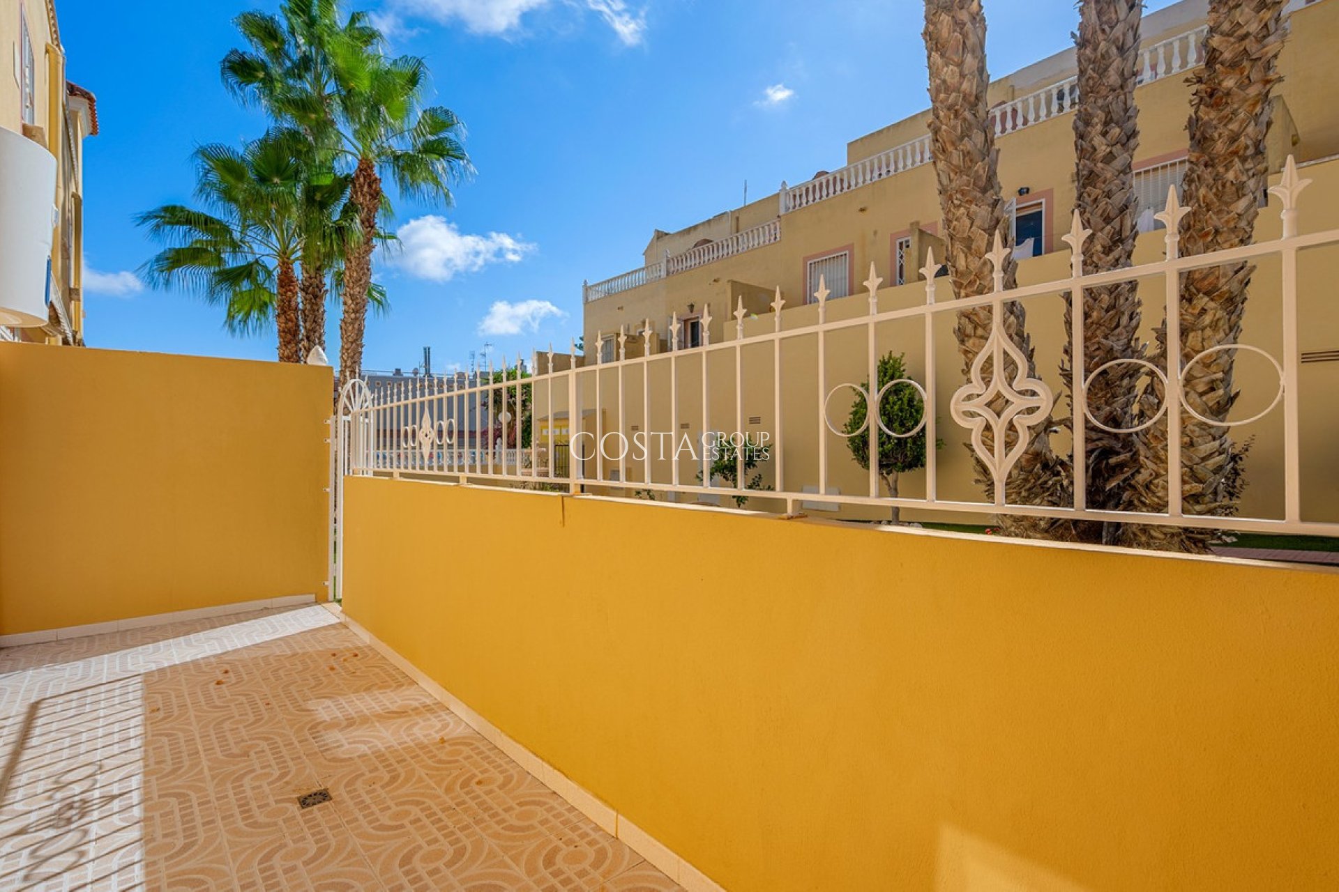 Odsprzedaż - Apartments -
Orihuela - Orihuela Costa