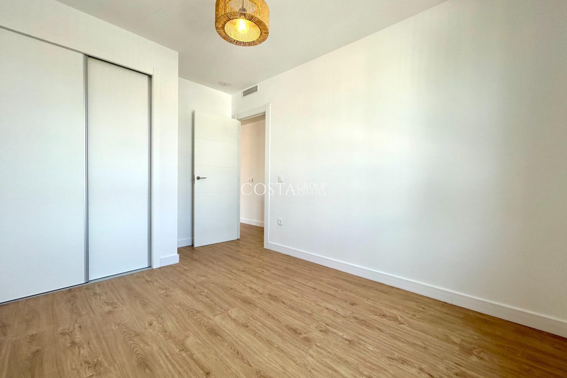 Odsprzedaż - Apartments -
Orihuela - Orihuela Costa