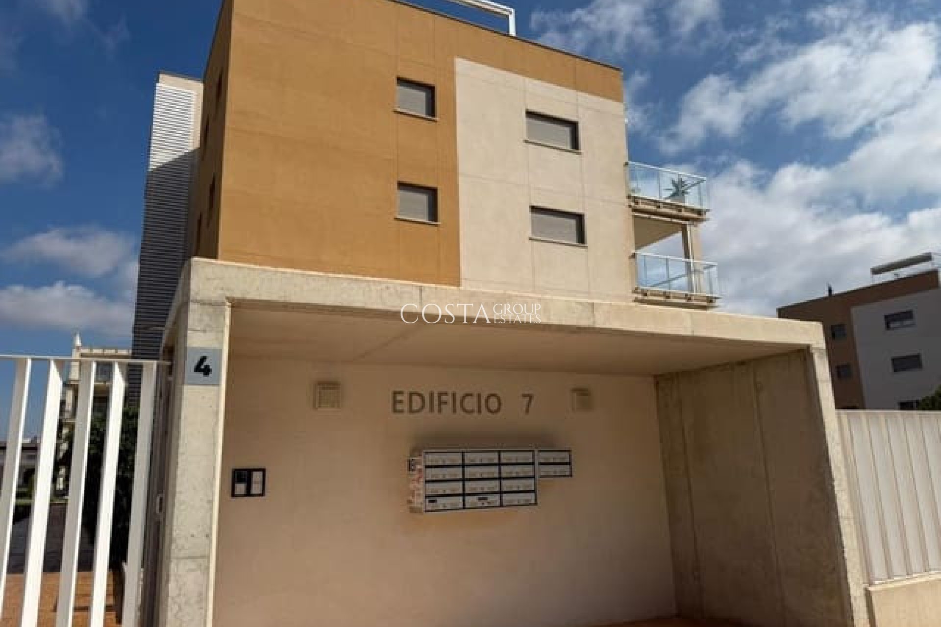 Odsprzedaż - Apartments -
Orihuela - Orihuela Costa