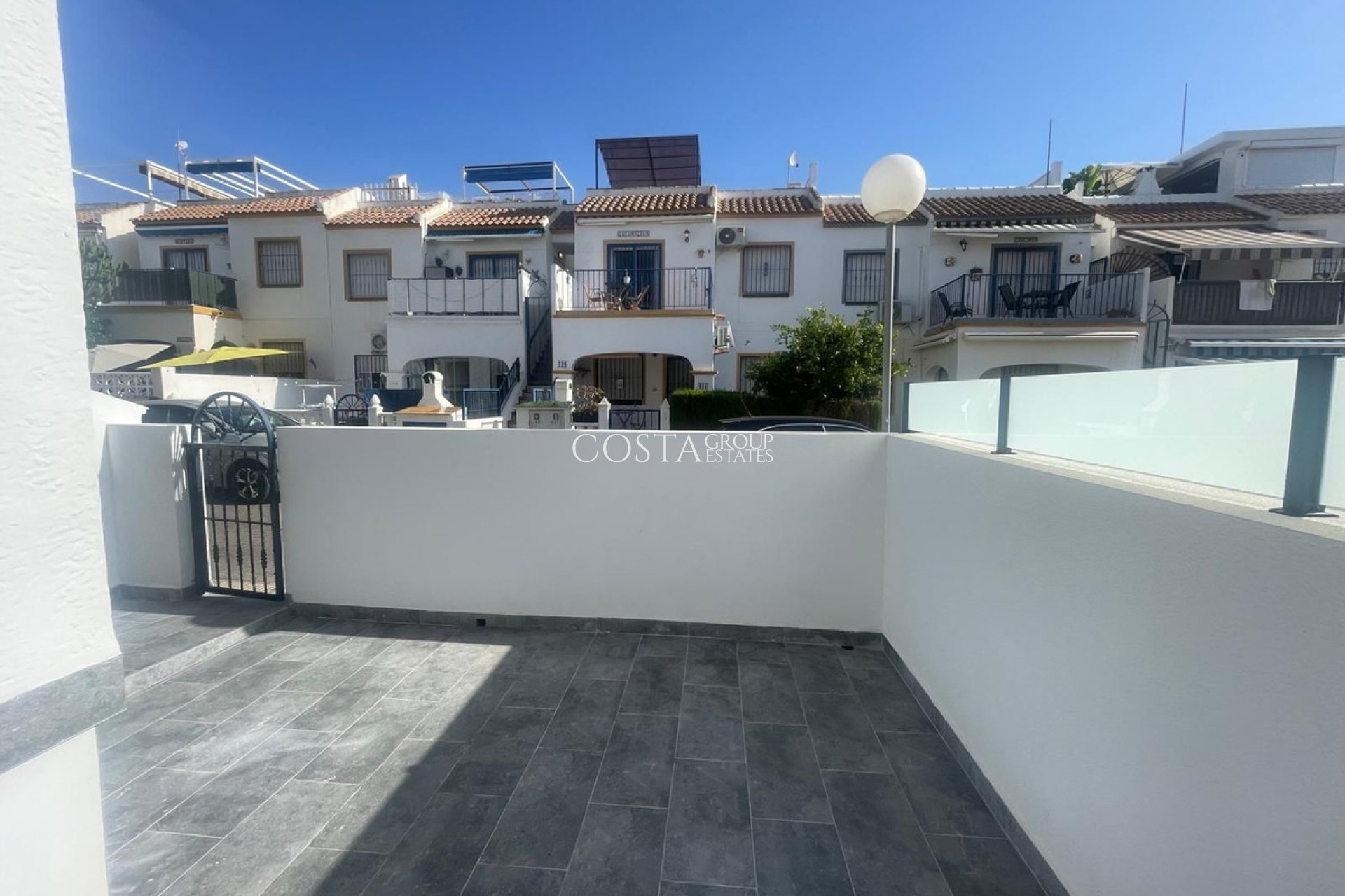 Odsprzedaż - Apartments -
Orihuela - Orihuela Costa