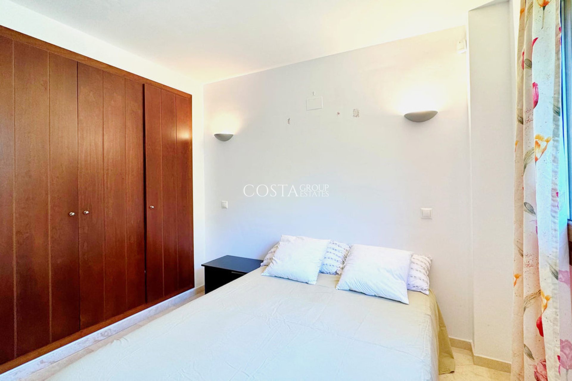 Odsprzedaż - Apartments -
Orihuela - Punta Prima