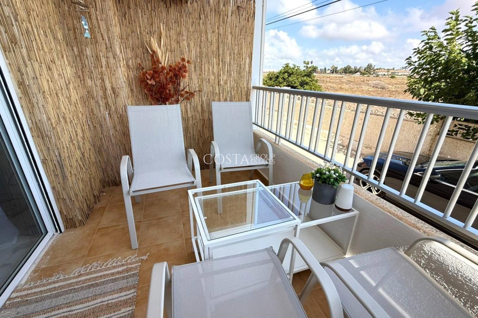 Odsprzedaż - Apartments -
Orihuela - Punta Prima