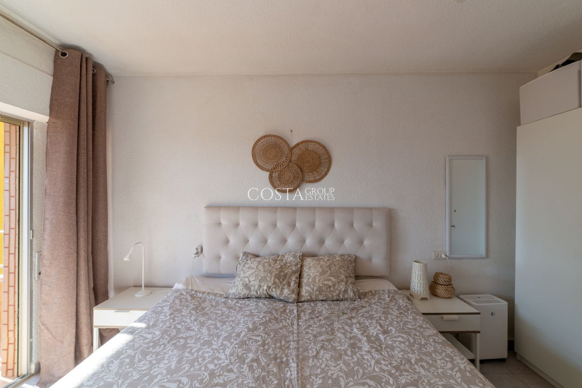 Odsprzedaż - Apartments -
Orihuela - Punta Prima